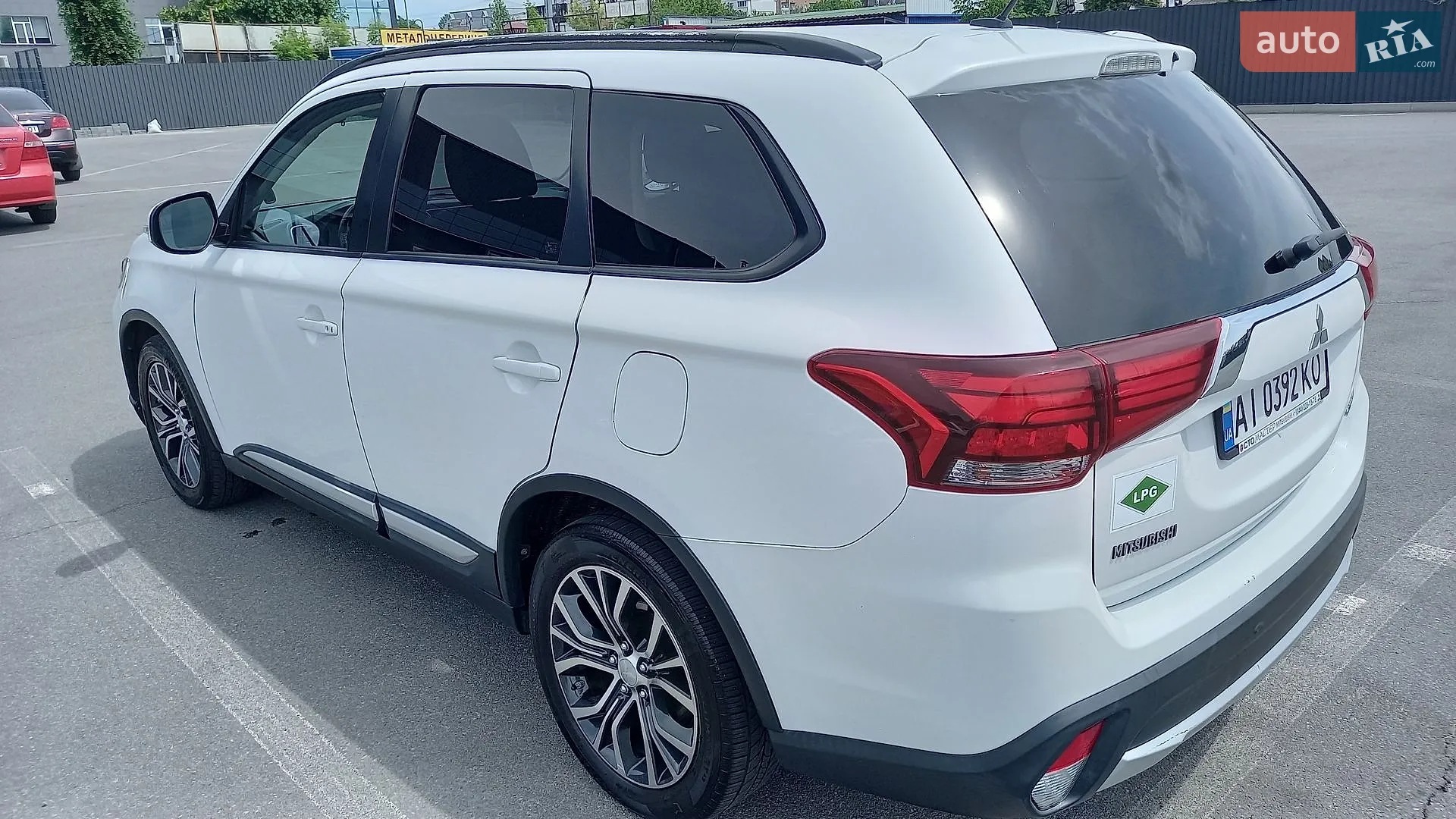 2016 Mitsubishi Outlander - мініатюра 5