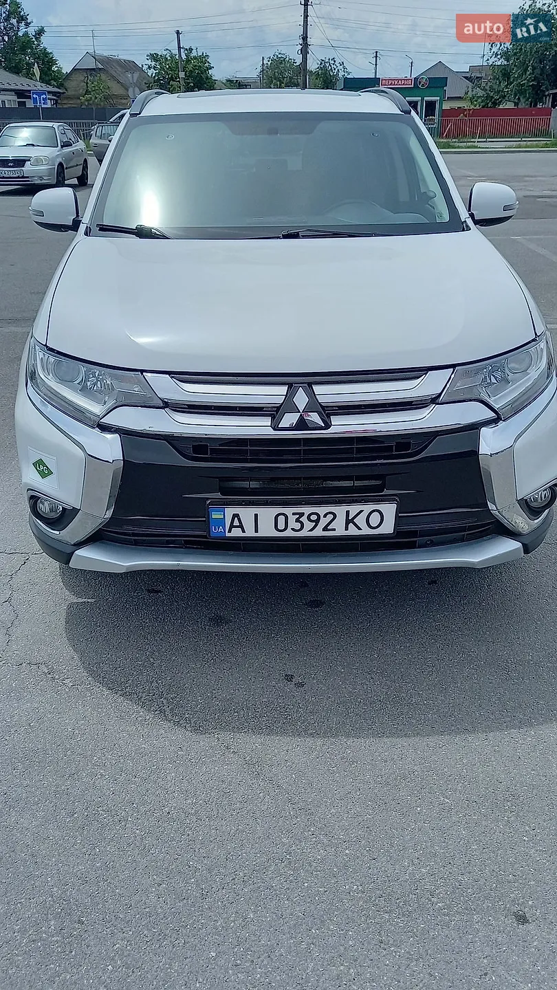2016 Mitsubishi Outlander - мініатюра 7