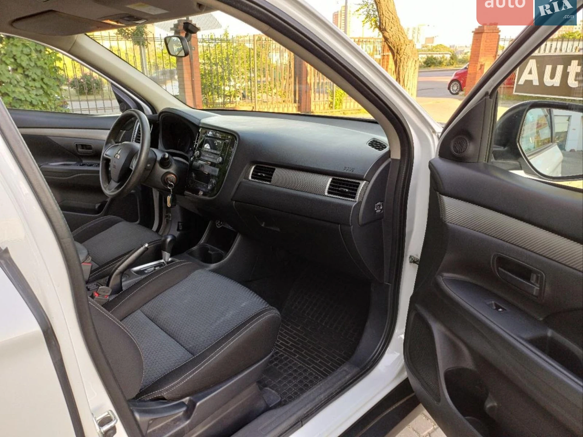 2016 Mitsubishi Outlander - мініатюра 7