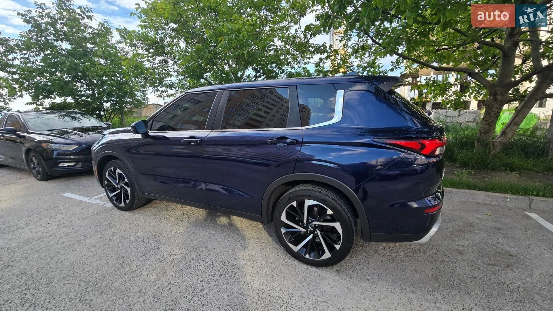 2022 Mitsubishi Outlander - мініатюра 10