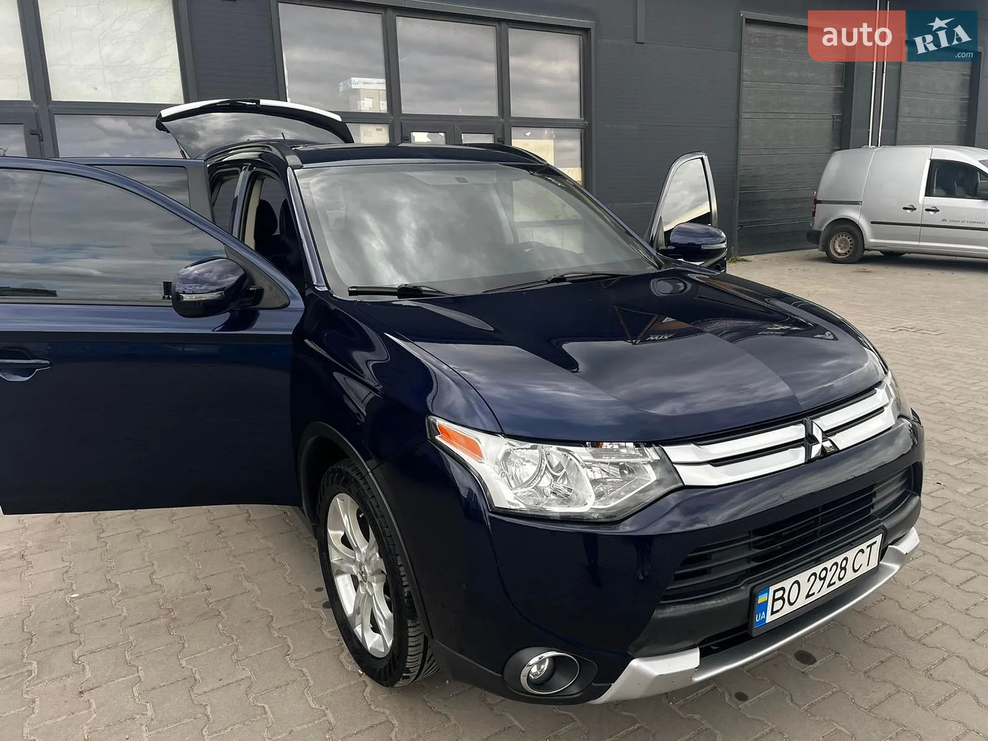 2014 Mitsubishi Outlander - мініатюра 2
