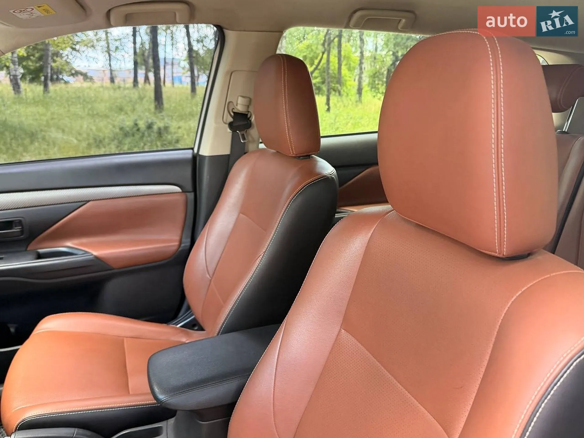 2014 Mitsubishi Outlander - мініатюра 19