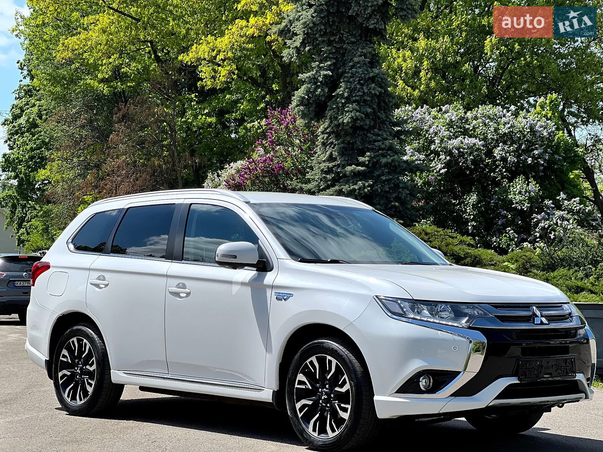 2016 Mitsubishi Outlander - мініатюра 4