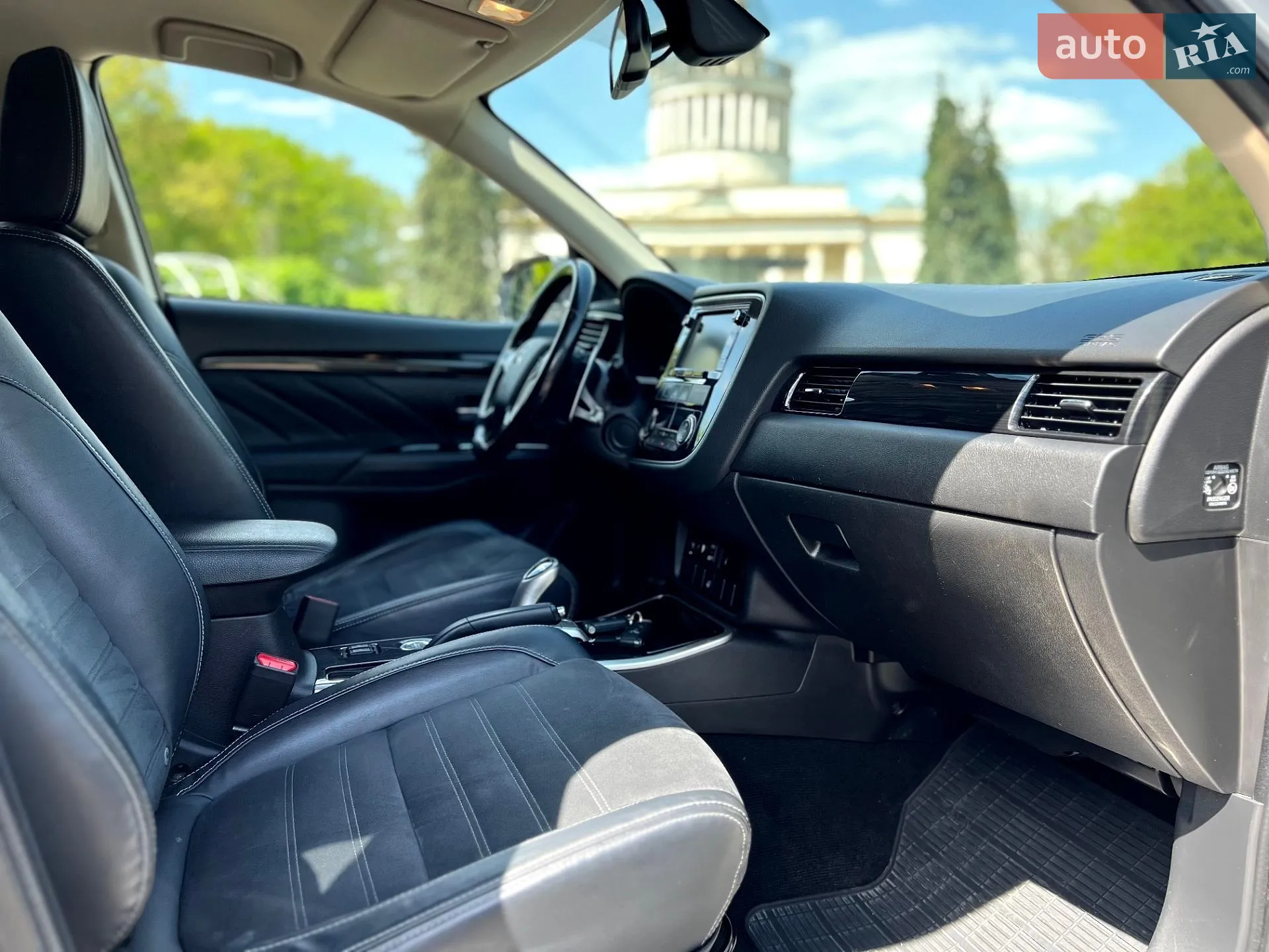 2016 Mitsubishi Outlander - мініатюра 13