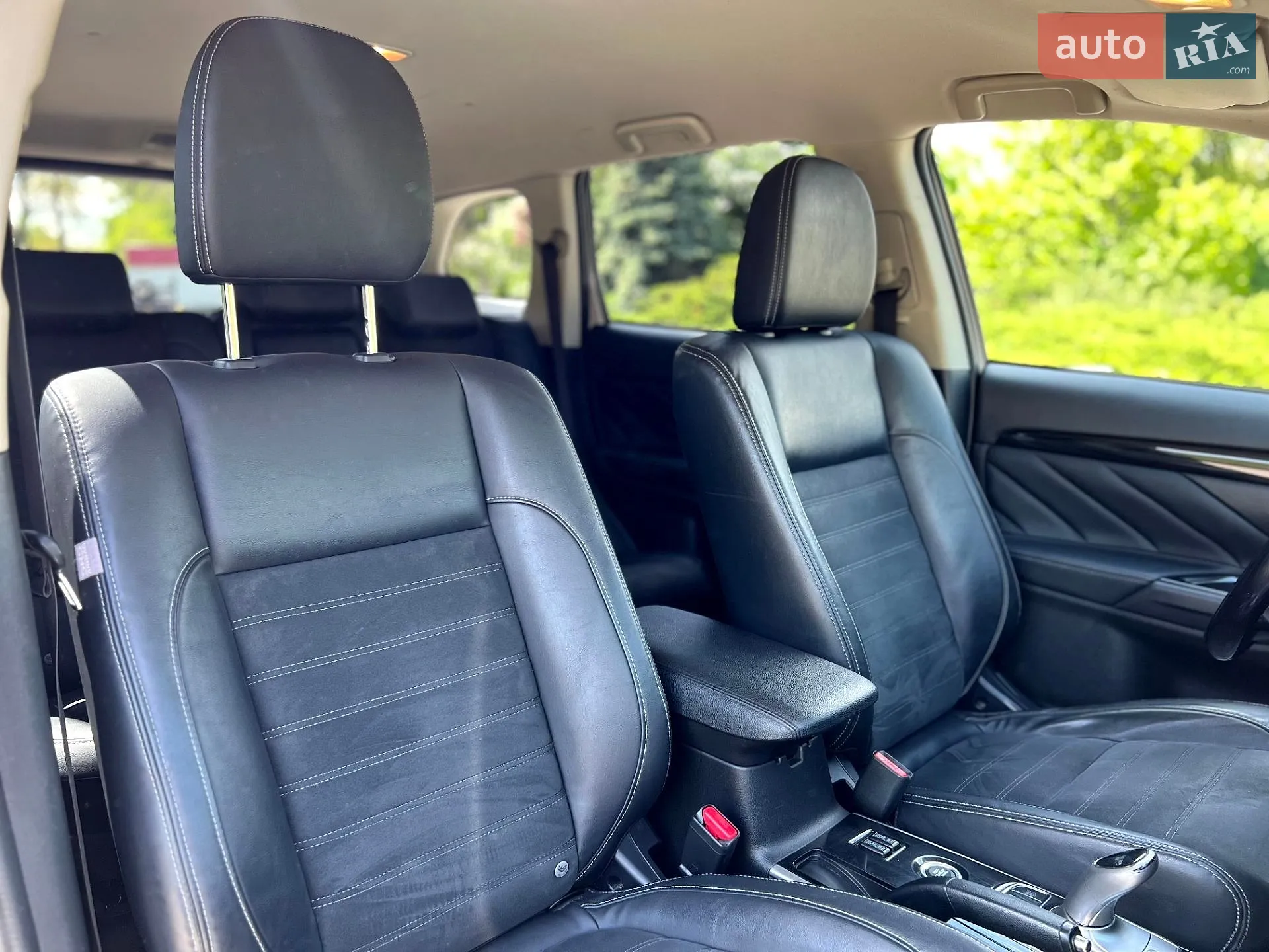 2016 Mitsubishi Outlander - мініатюра 23