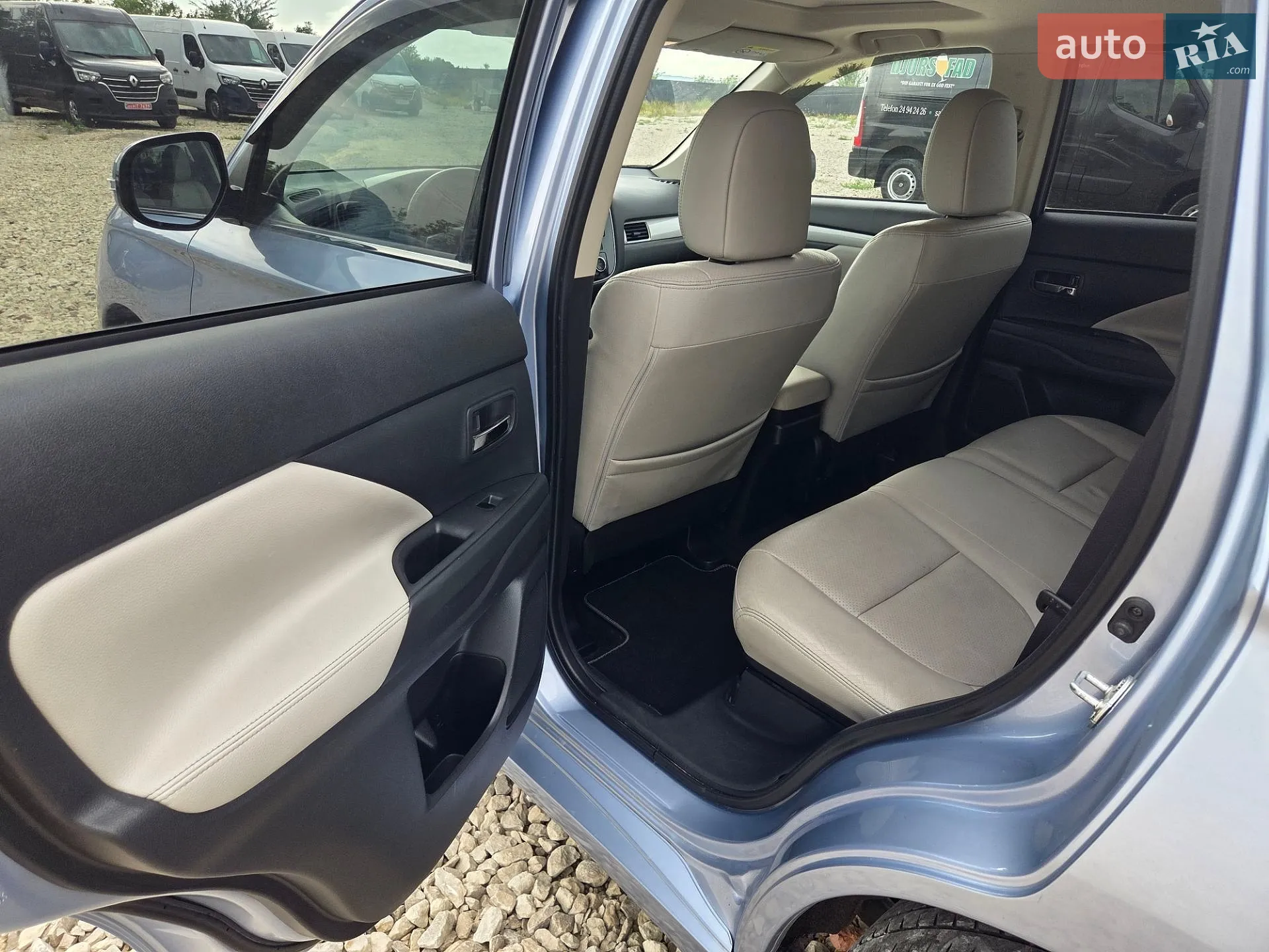 2013 Mitsubishi Outlander - мініатюра 19