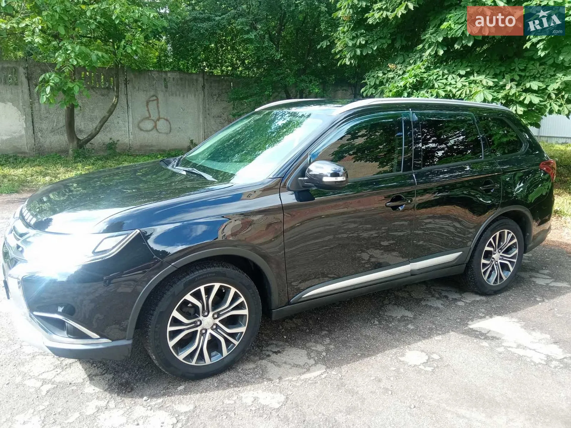 2017 Mitsubishi Outlander - мініатюра 8
