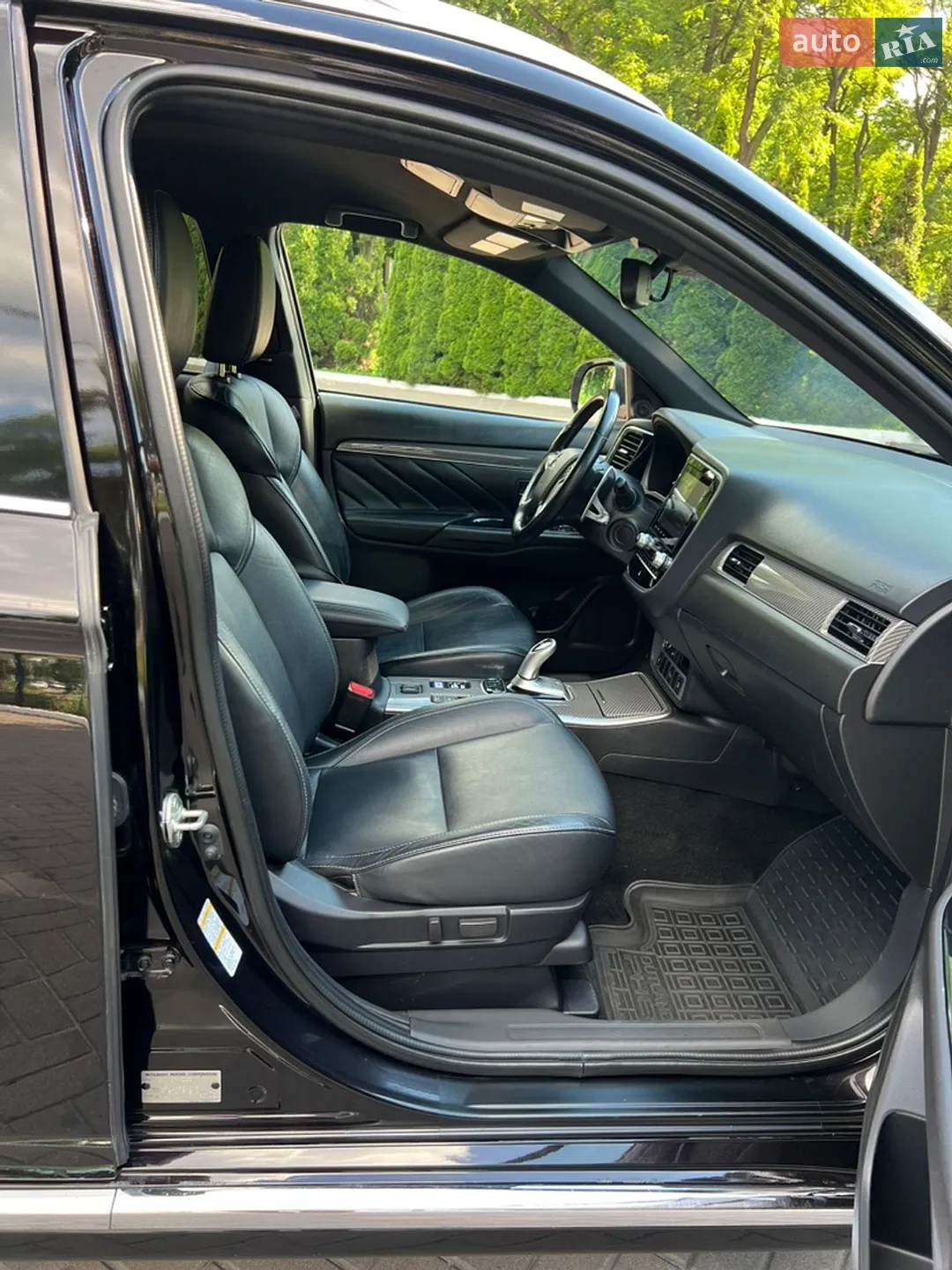 2021 Mitsubishi Outlander - мініатюра 29