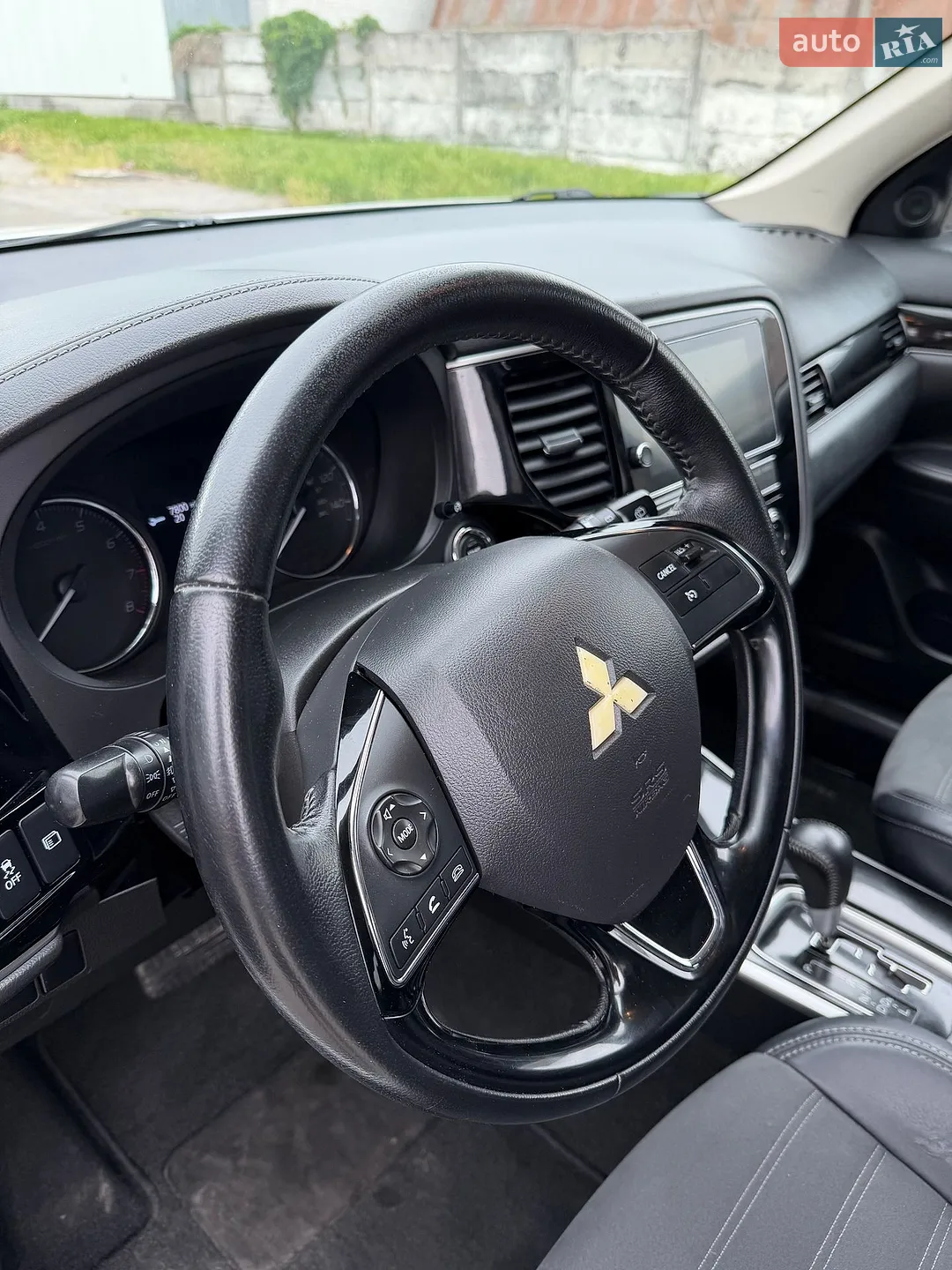 2019 Mitsubishi Outlander - мініатюра 24