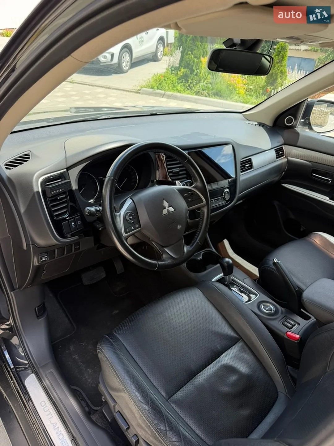 2013 Mitsubishi Outlander - мініатюра 9