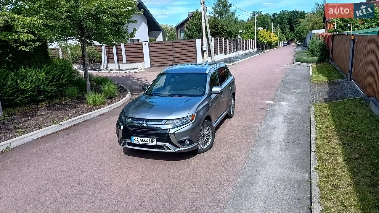2023 Mitsubishi Outlander - мініатюра 20