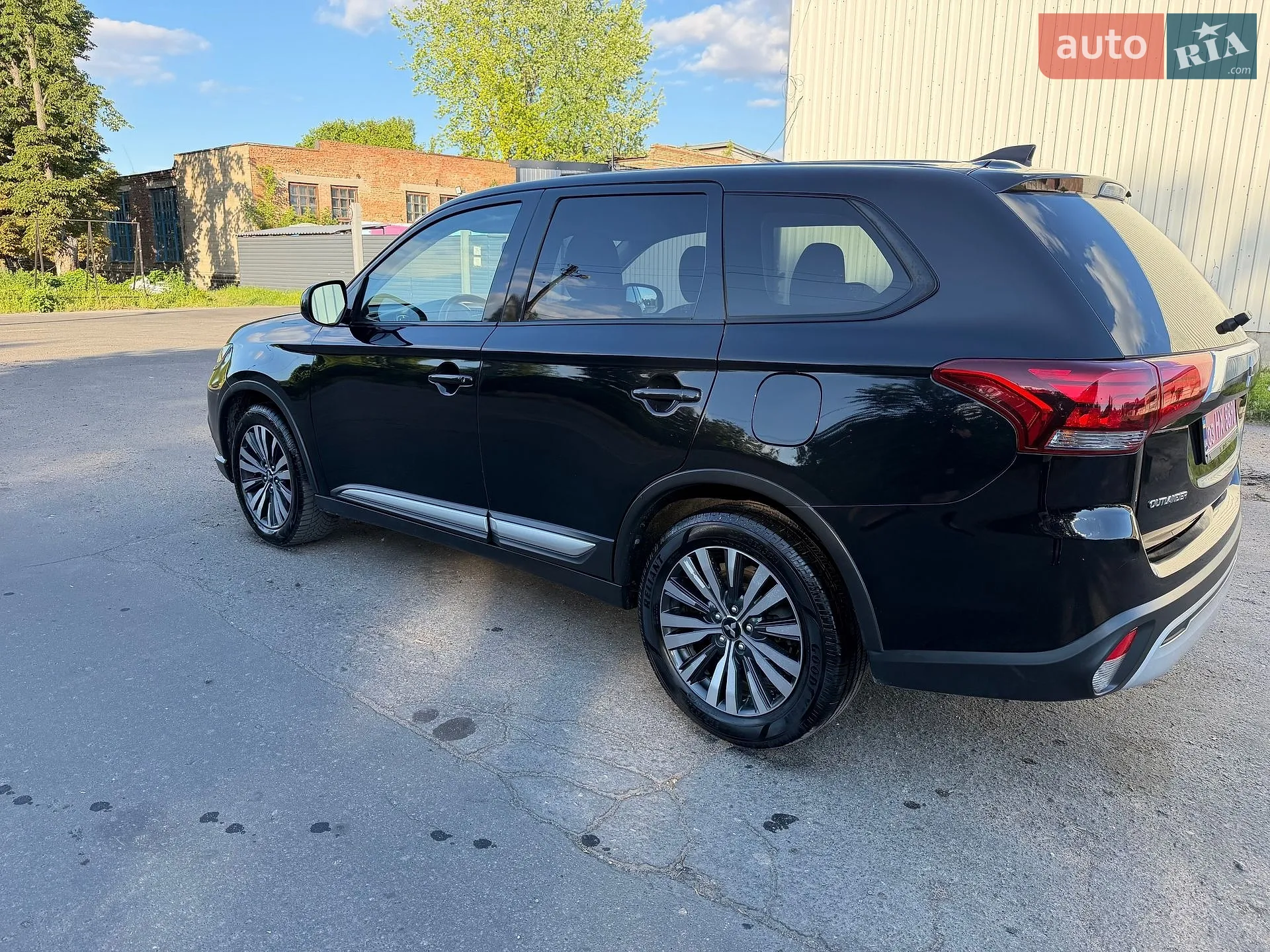 2020 Mitsubishi Outlander - мініатюра 6