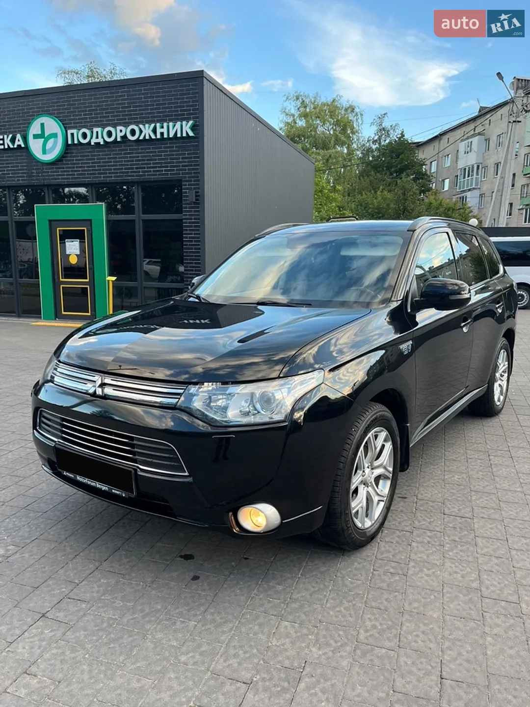 2014 Mitsubishi Outlander - мініатюра 2