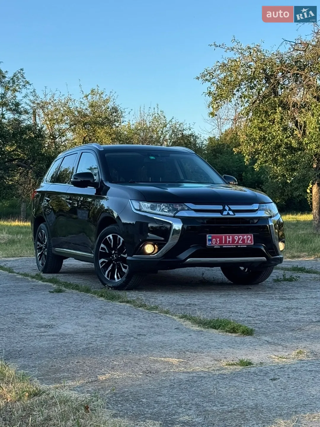 2016 Mitsubishi Outlander - мініатюра 15