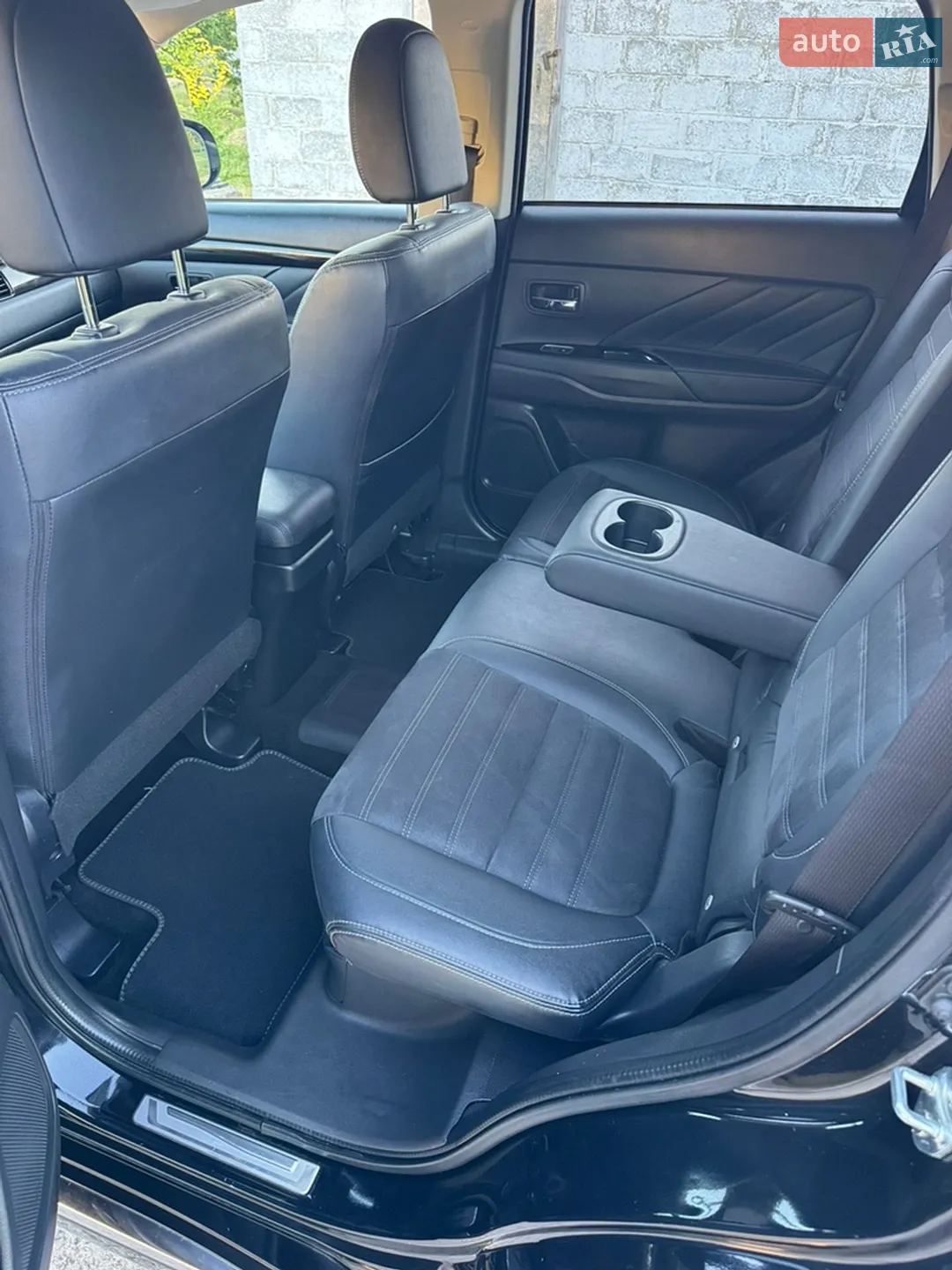 2016 Mitsubishi Outlander - мініатюра 47