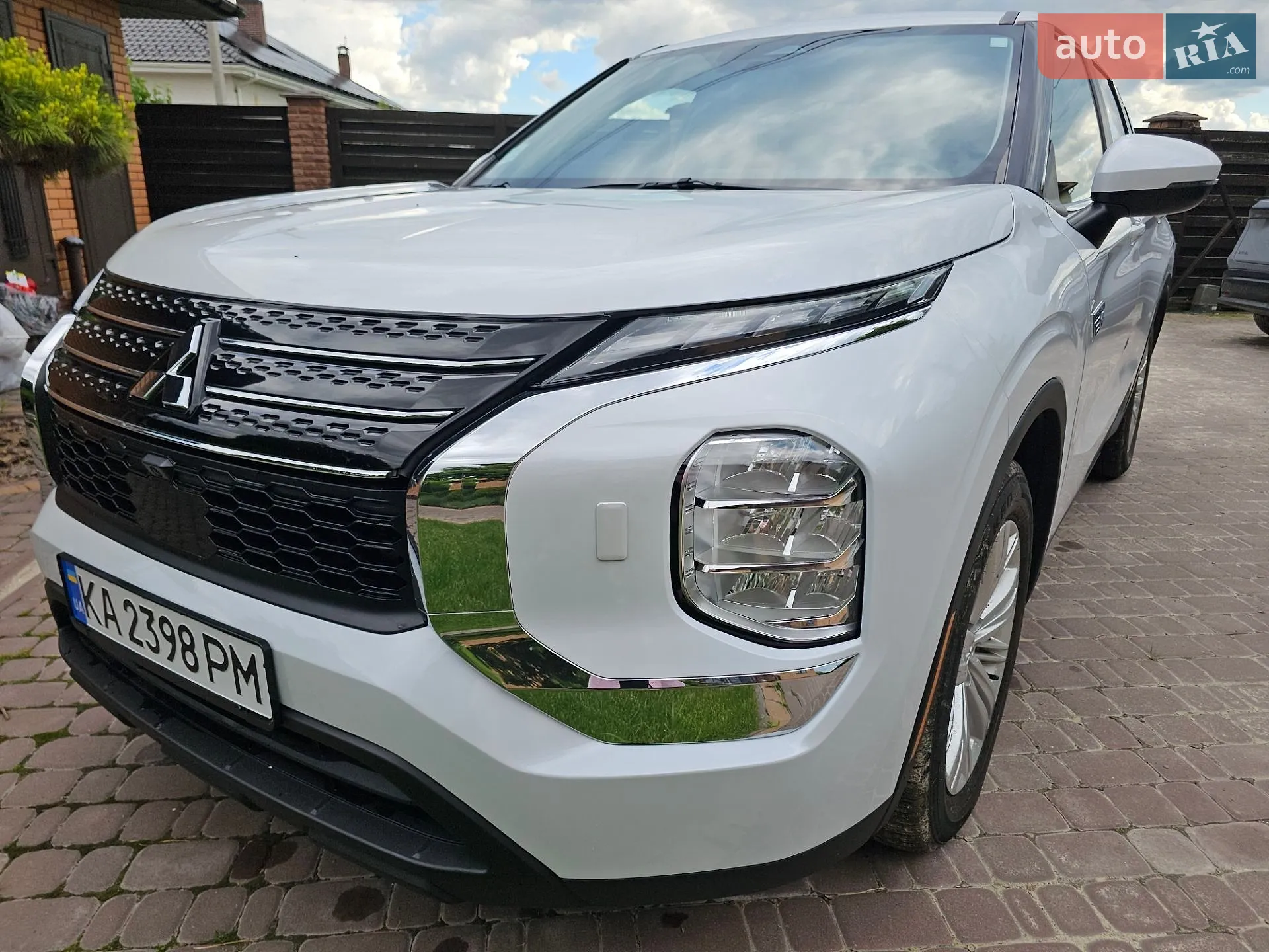 2023 Mitsubishi Outlander - мініатюра 12