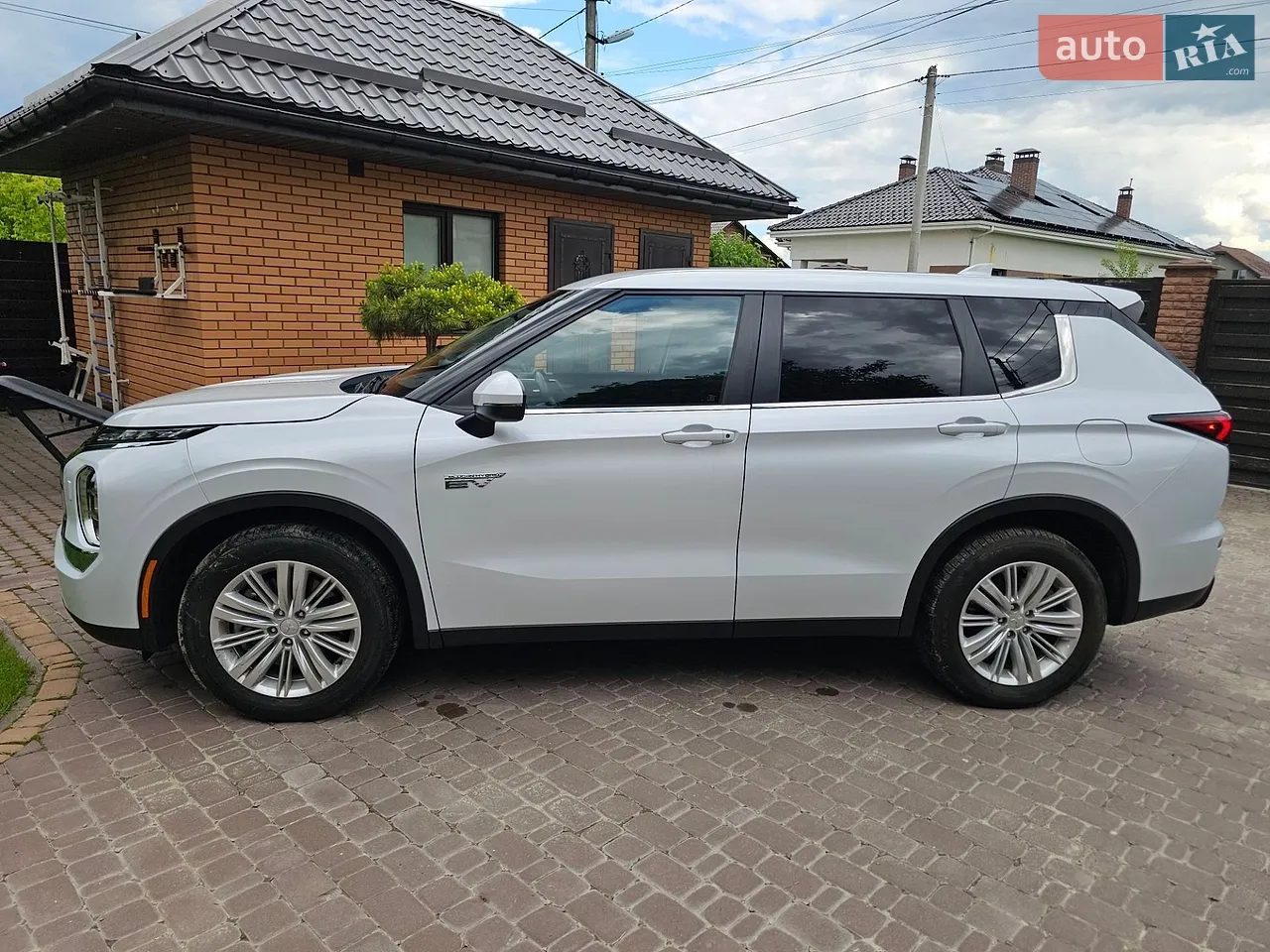 2023 Mitsubishi Outlander - мініатюра 10