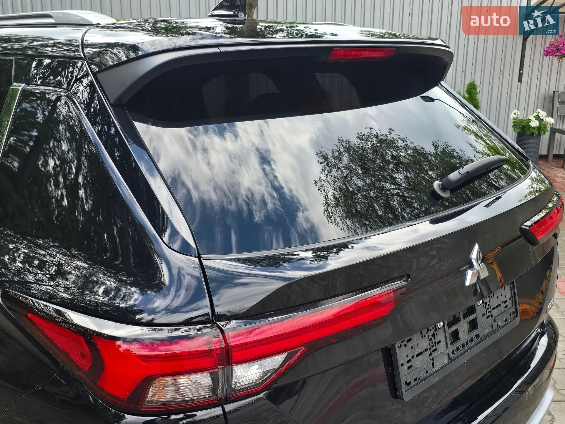 2022 Mitsubishi Outlander - мініатюра 46