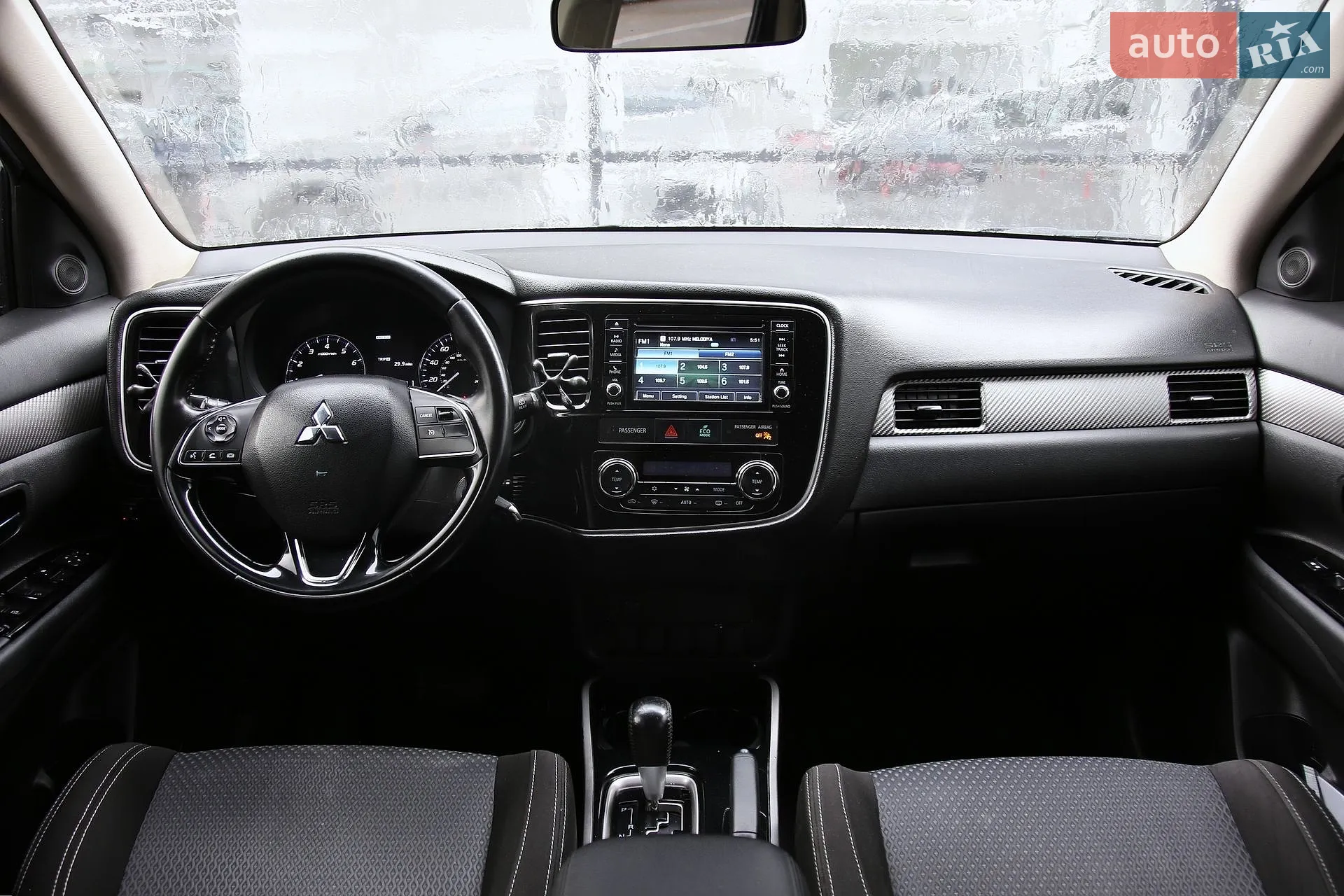 2017 Mitsubishi Outlander - мініатюра 13