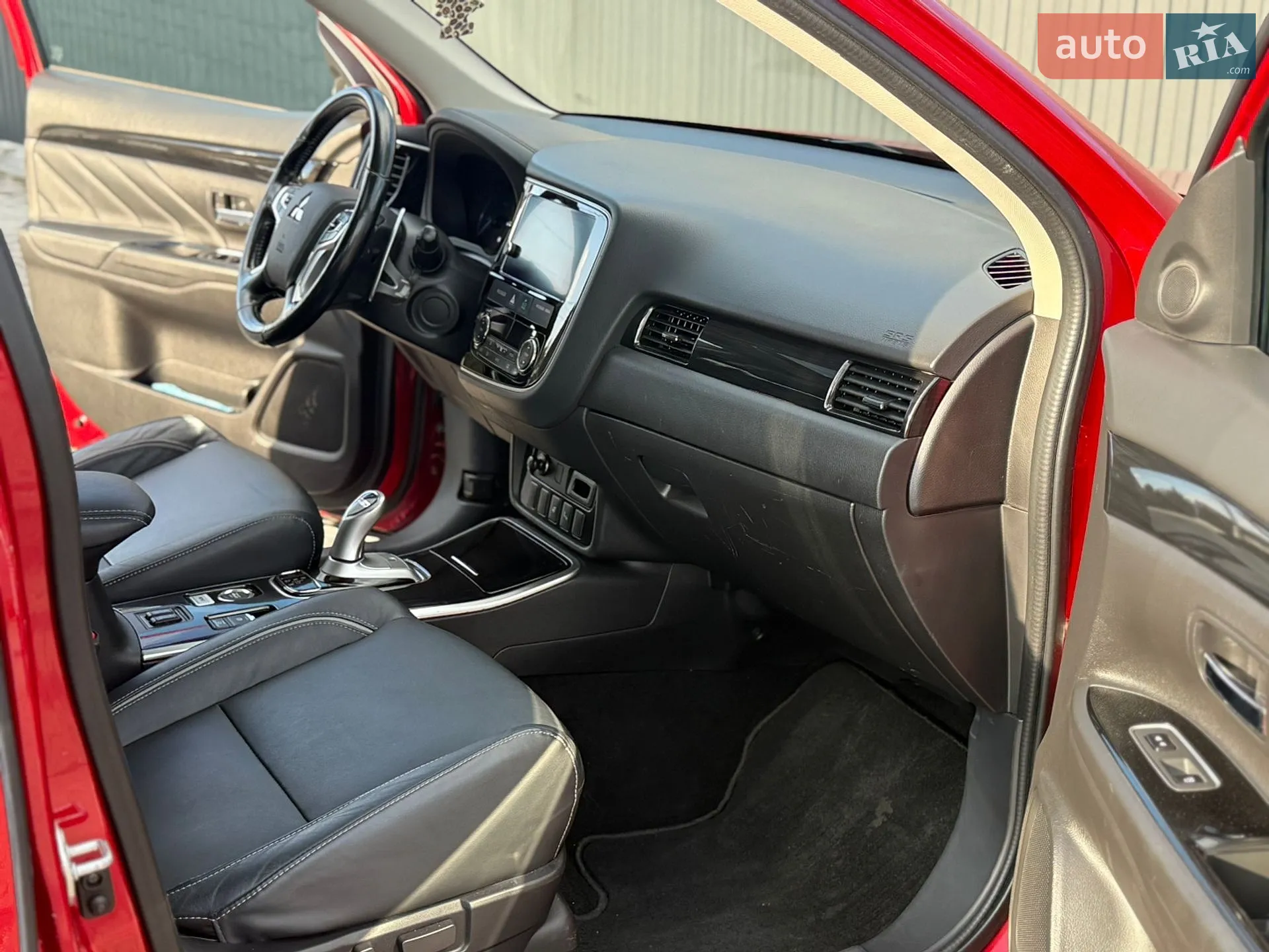 2018 Mitsubishi Outlander - мініатюра 34