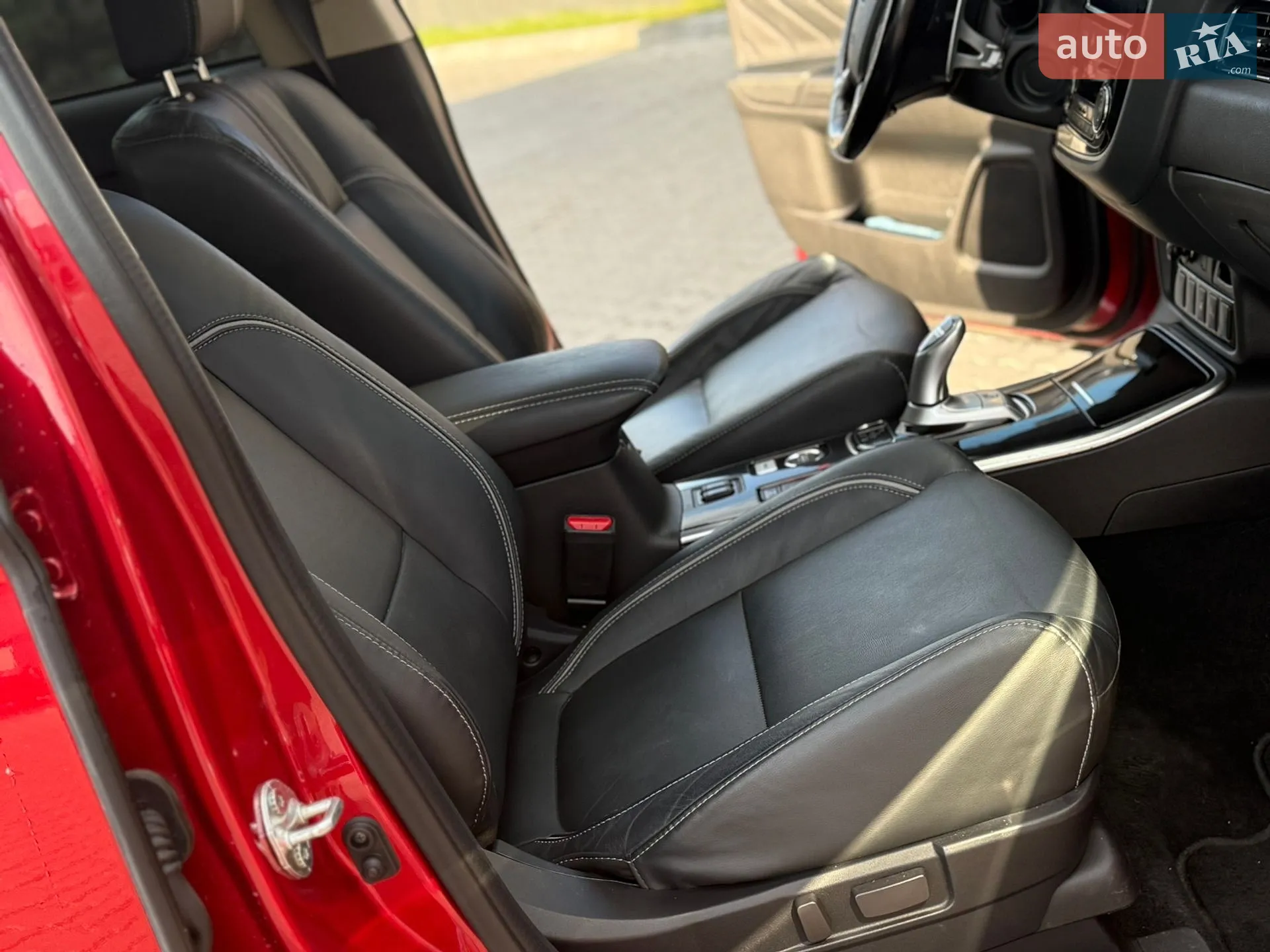 2018 Mitsubishi Outlander - мініатюра 35