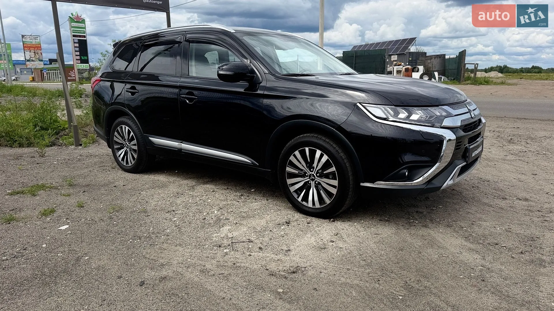 2018 Mitsubishi Outlander - мініатюра 15
