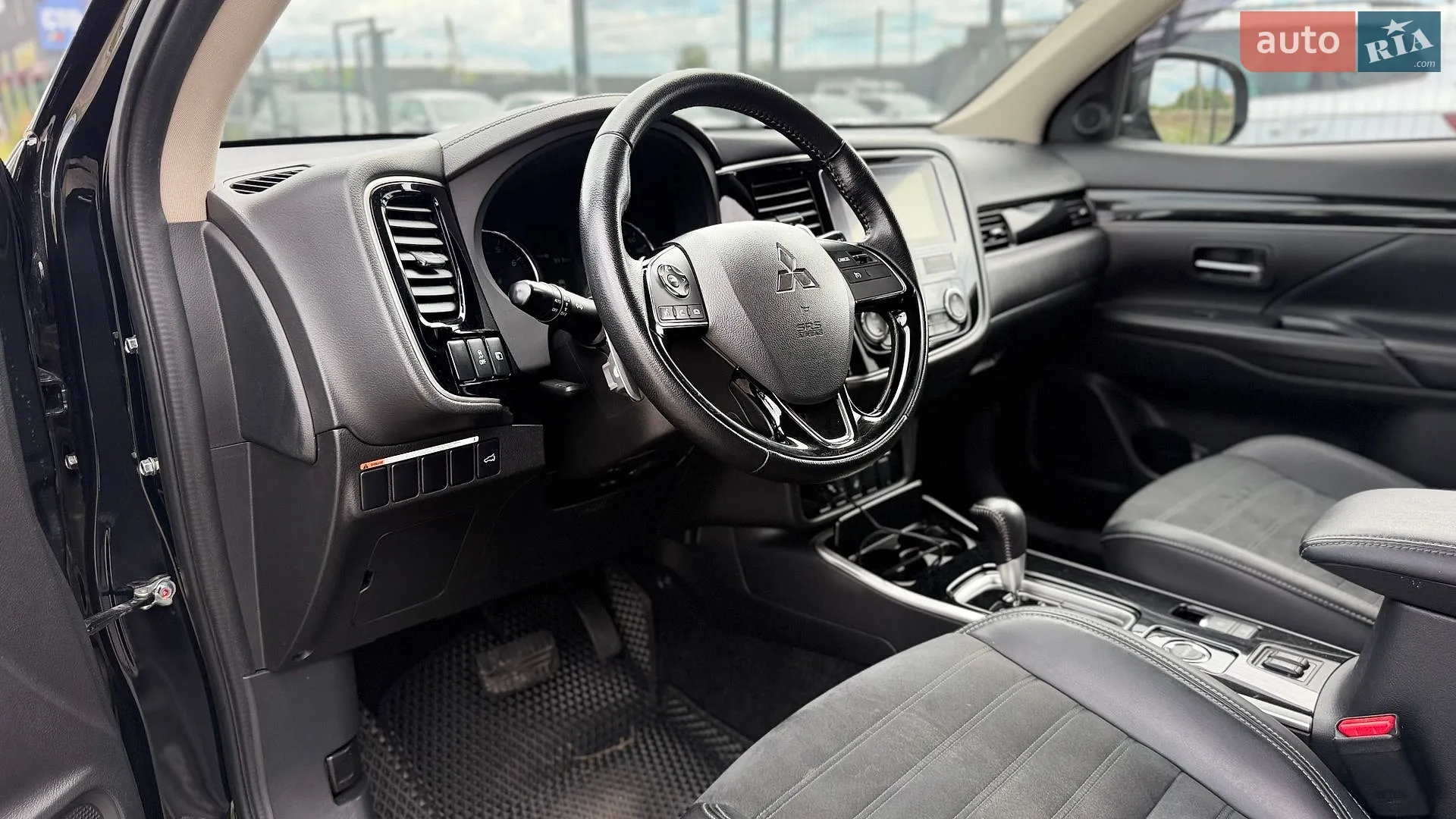 2018 Mitsubishi Outlander - мініатюра 21