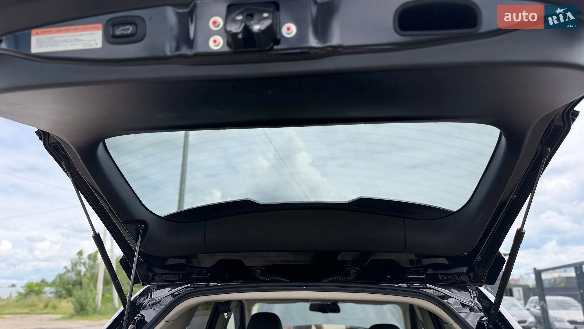 2018 Mitsubishi Outlander - мініатюра 38