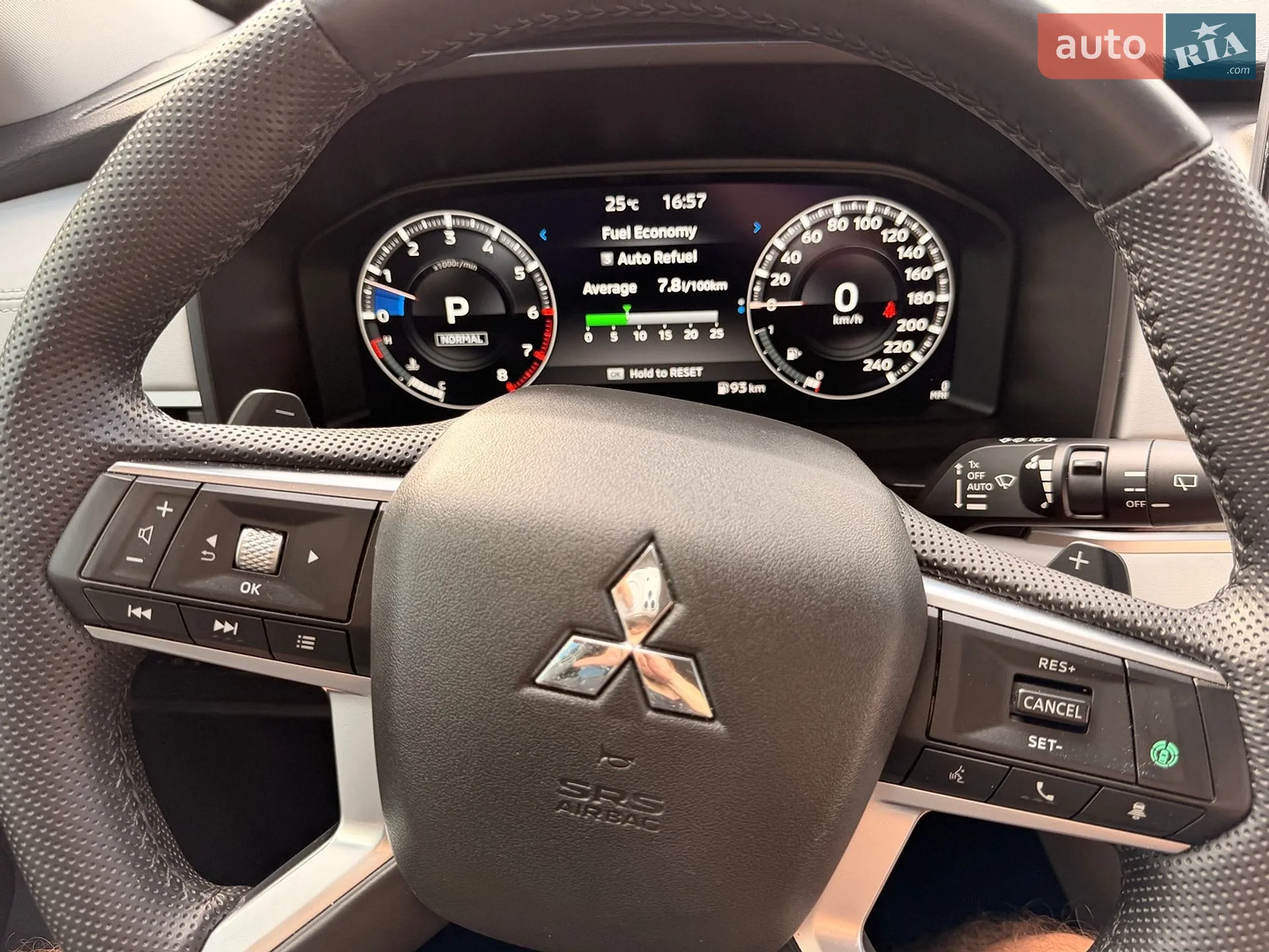 2022 Mitsubishi Outlander - мініатюра 21