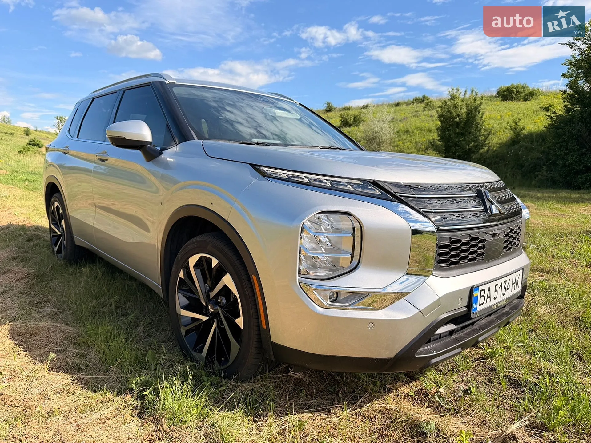 2022 Mitsubishi Outlander - мініатюра 22