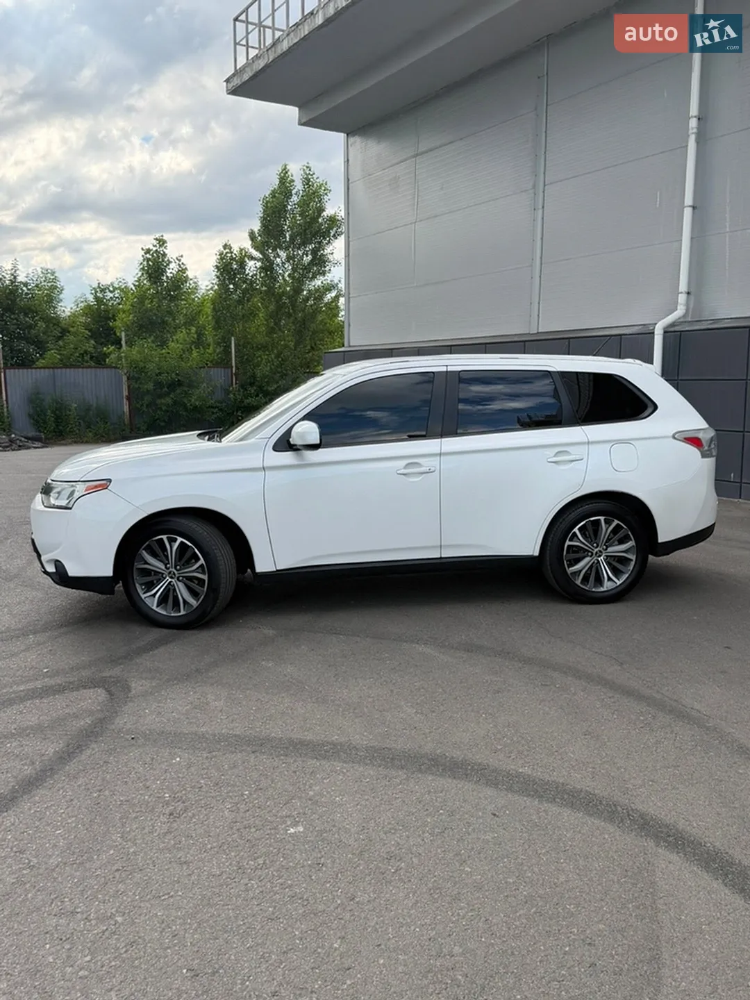 2013 Mitsubishi Outlander - мініатюра 4