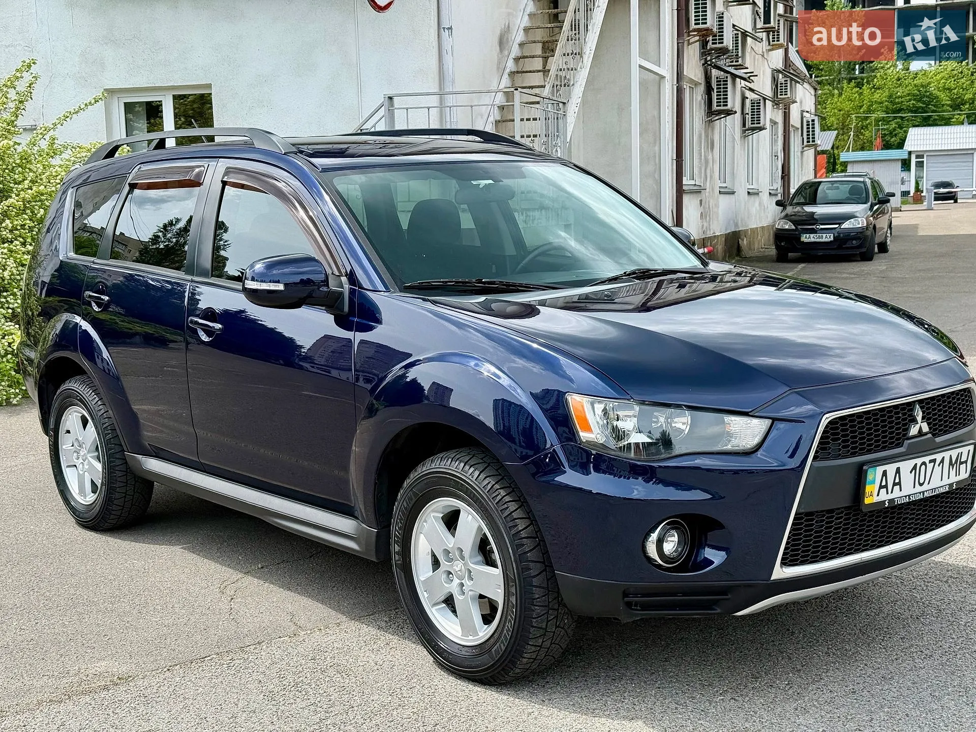 2012 Mitsubishi Outlander - мініатюра 9