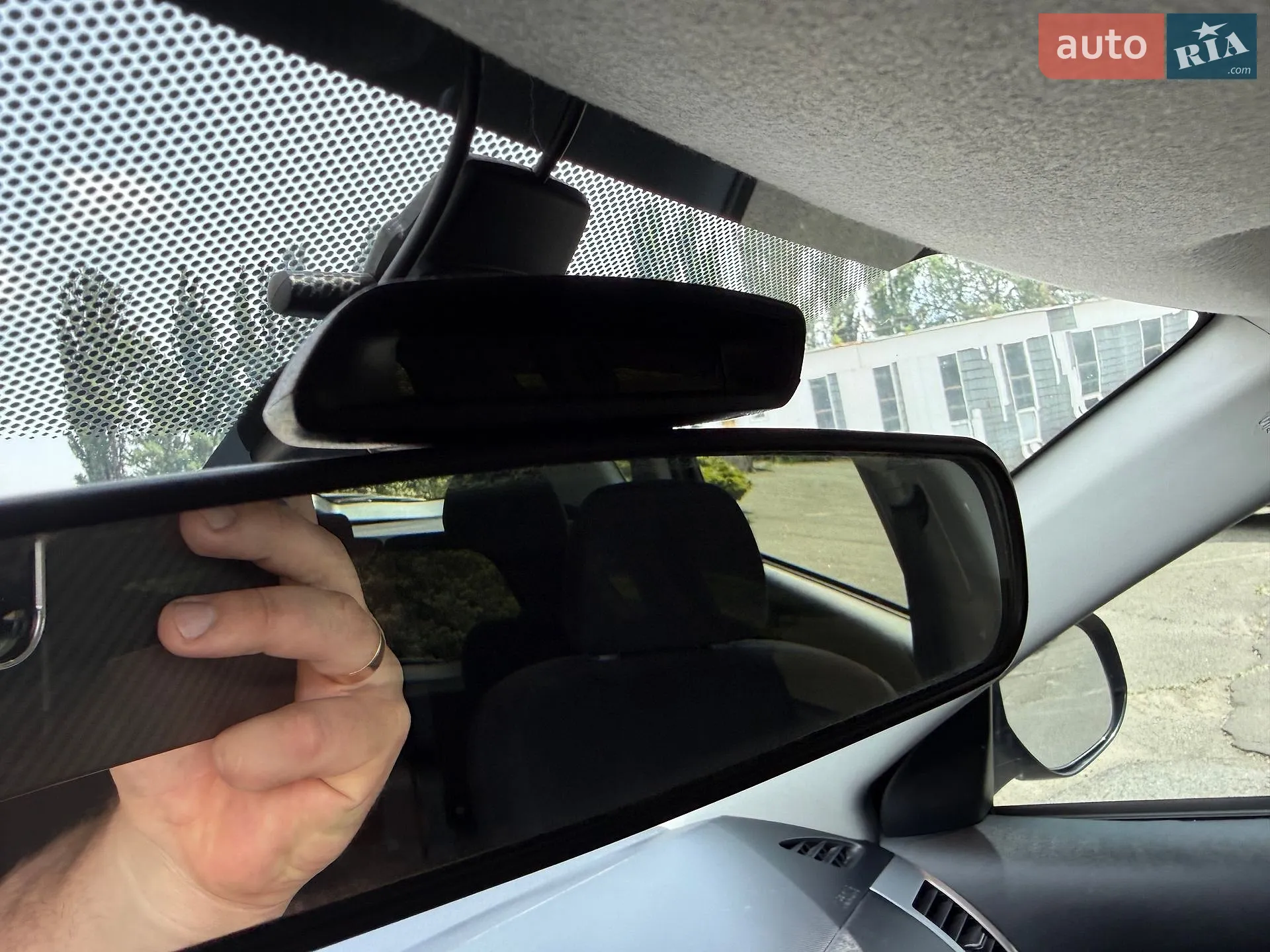 2012 Mitsubishi Outlander - мініатюра 29