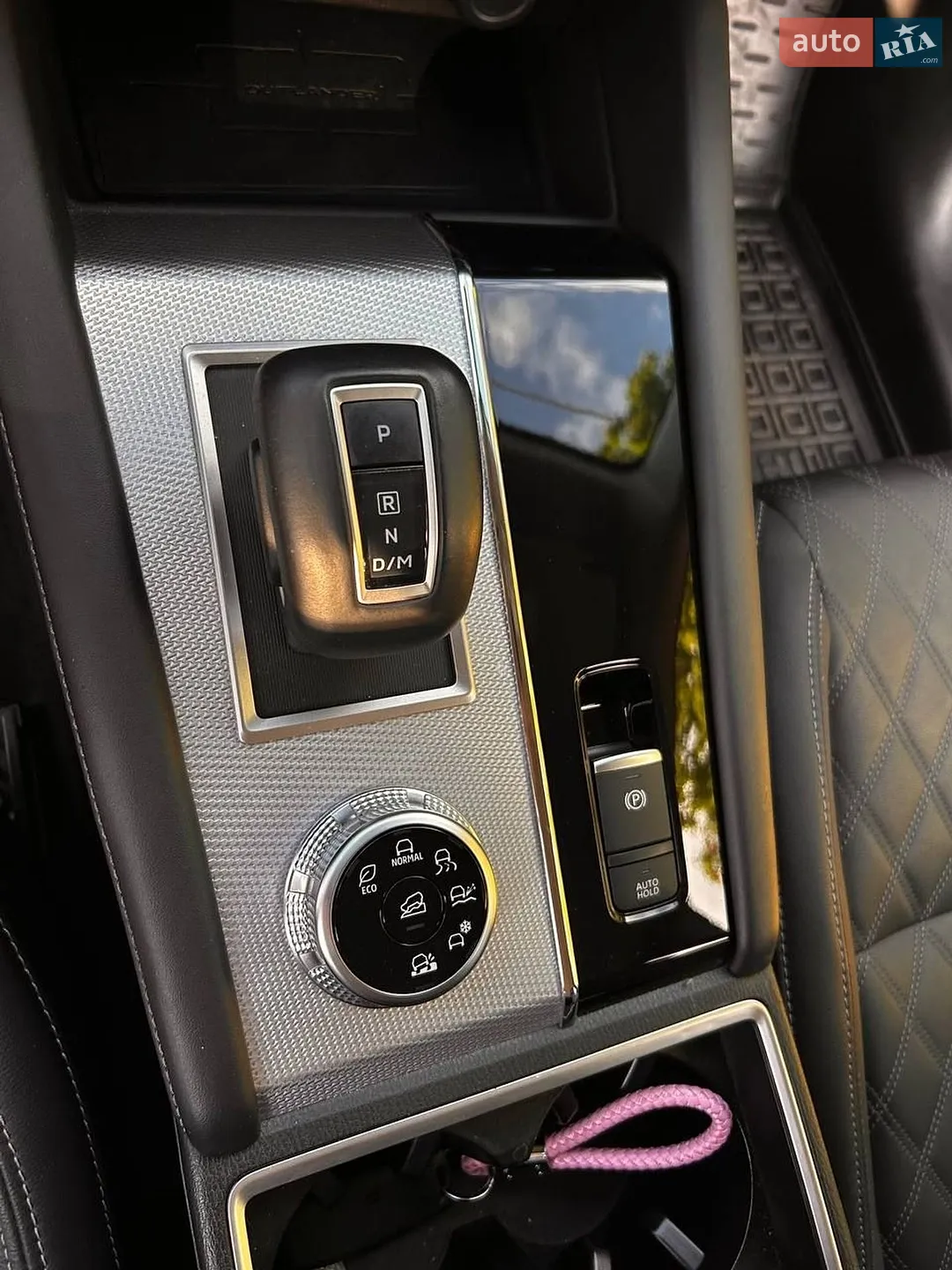 2024 Mitsubishi Outlander - мініатюра 14