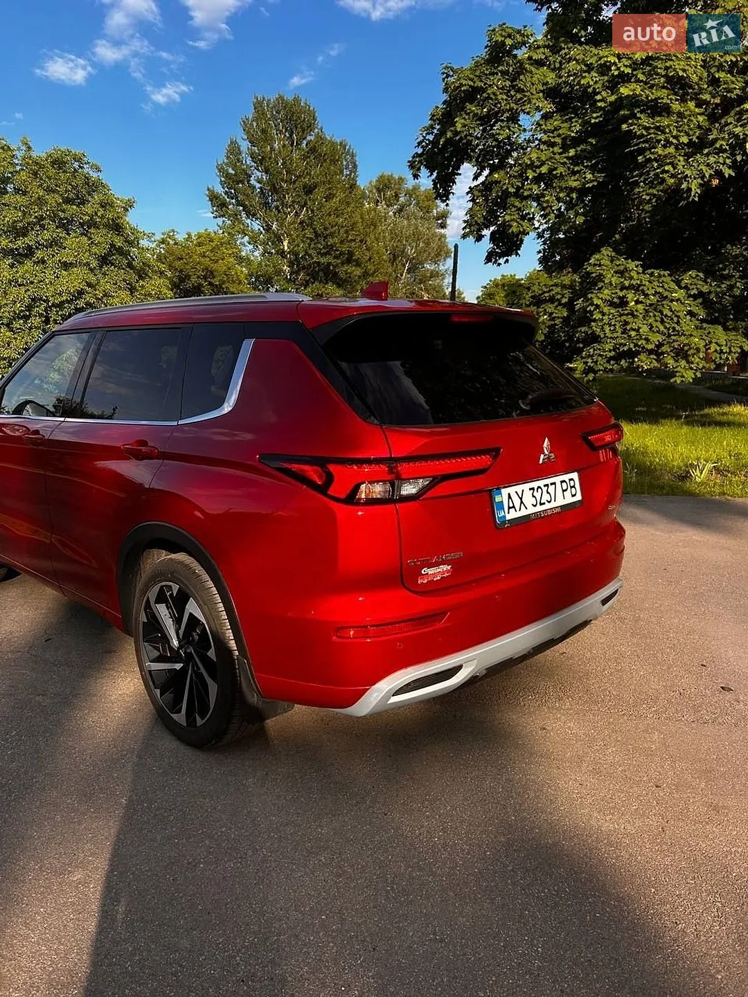 2024 Mitsubishi Outlander - мініатюра 31