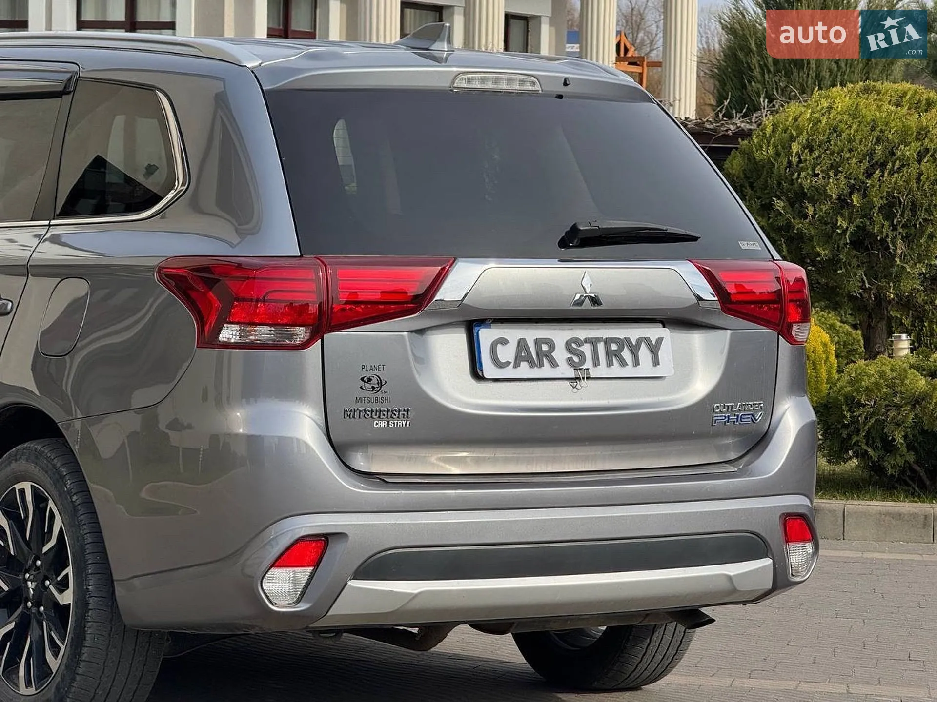 2018 Mitsubishi Outlander - мініатюра 12