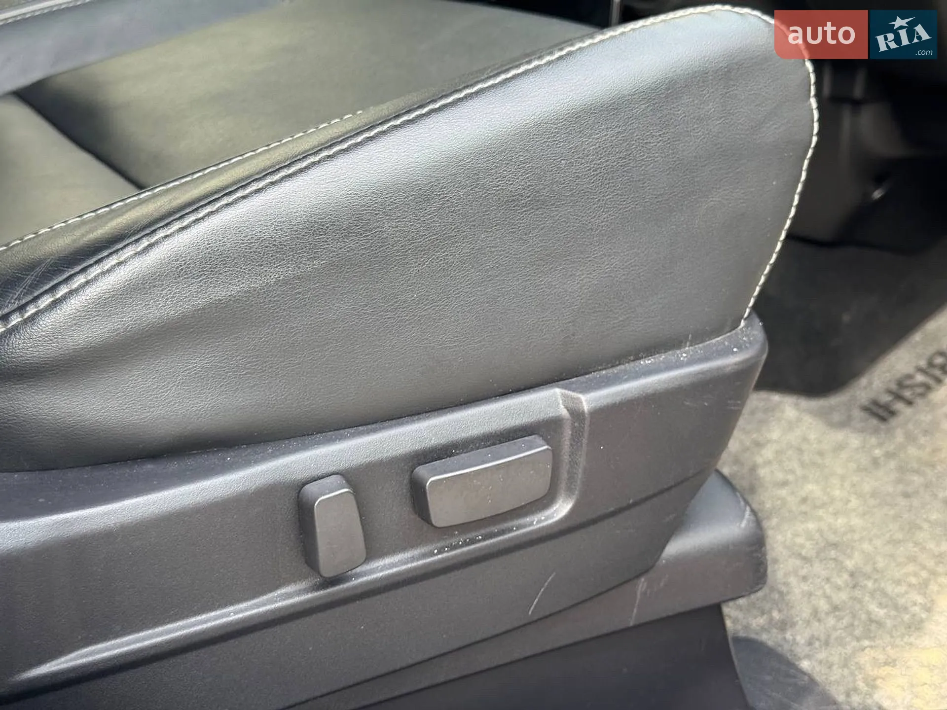 2018 Mitsubishi Outlander - мініатюра 37