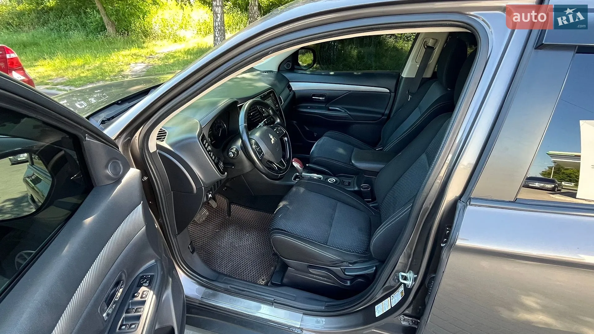 2015 Mitsubishi Outlander - мініатюра 13
