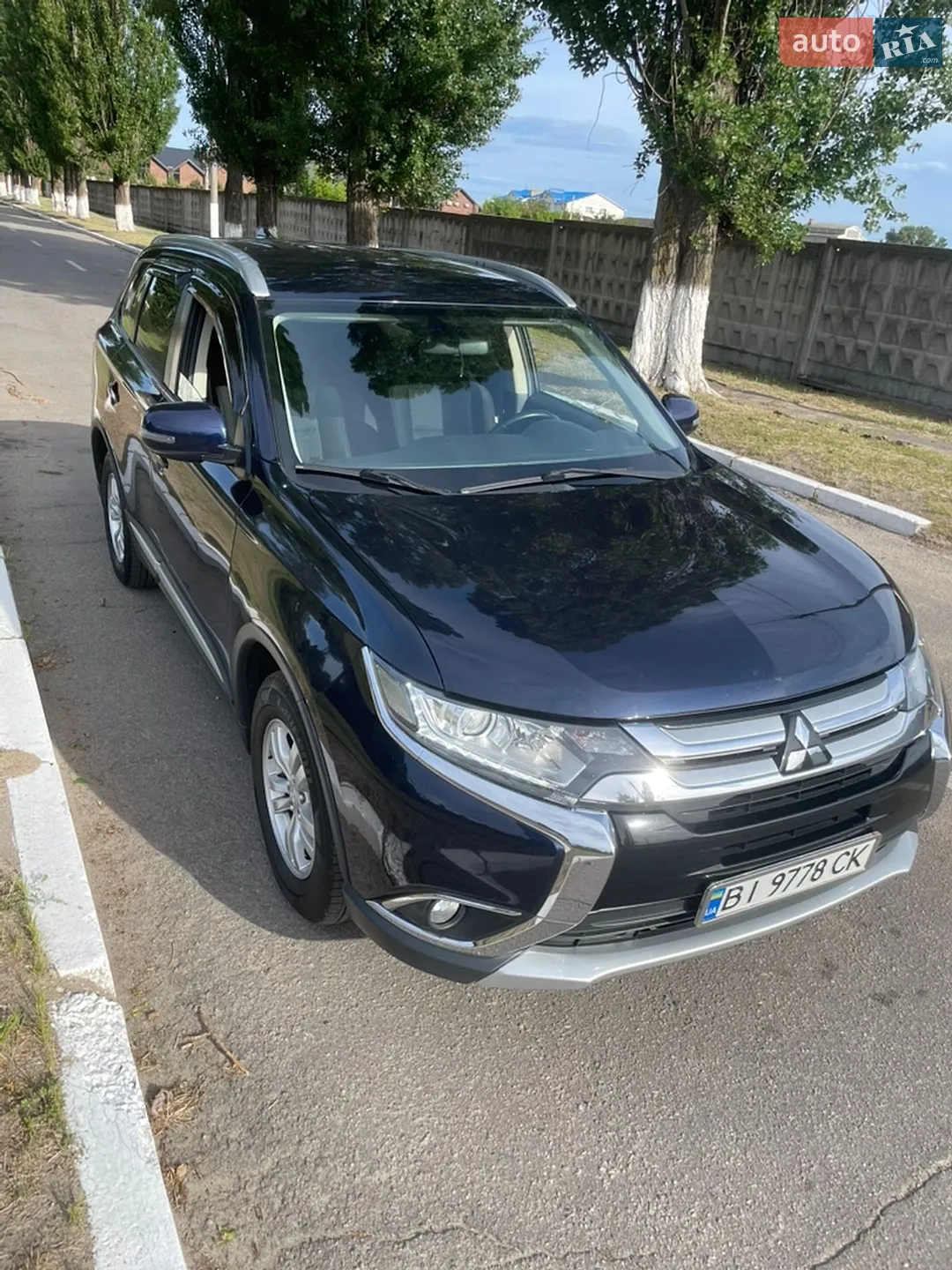 2017 Mitsubishi Outlander - мініатюра 9