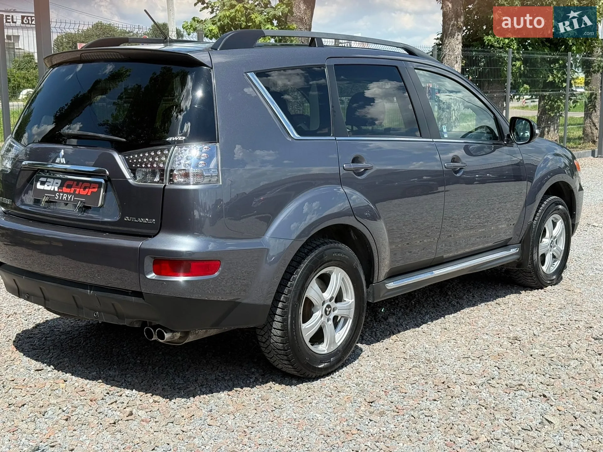 2012 Mitsubishi Outlander - мініатюра 15