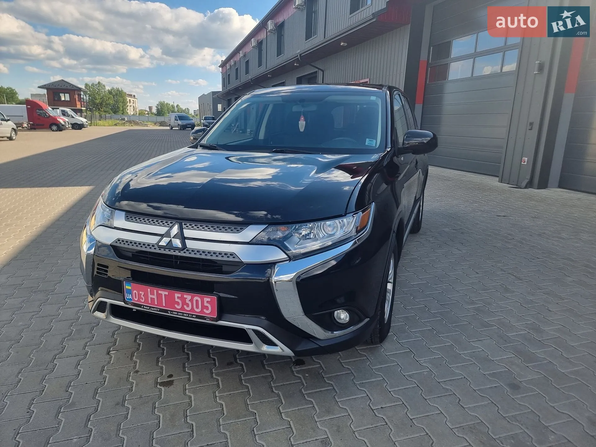 2020 Mitsubishi Outlander - мініатюра 18