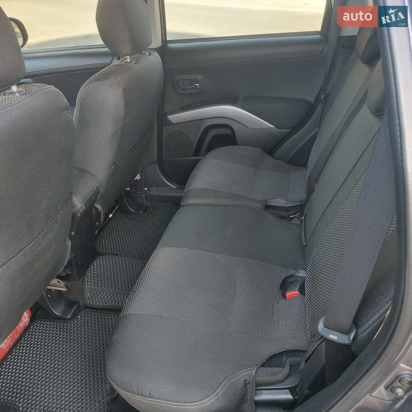 2011 Mitsubishi Outlander - мініатюра 8