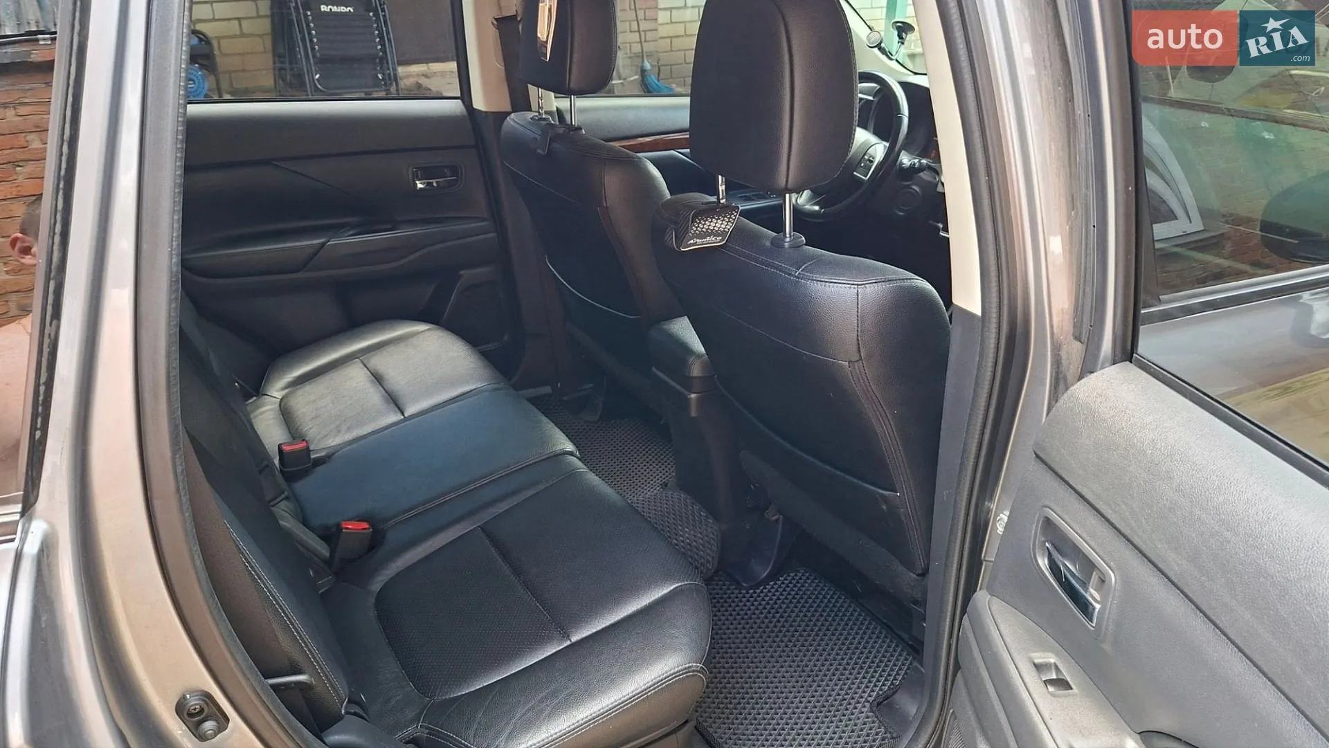 2014 Mitsubishi Outlander - мініатюра 18