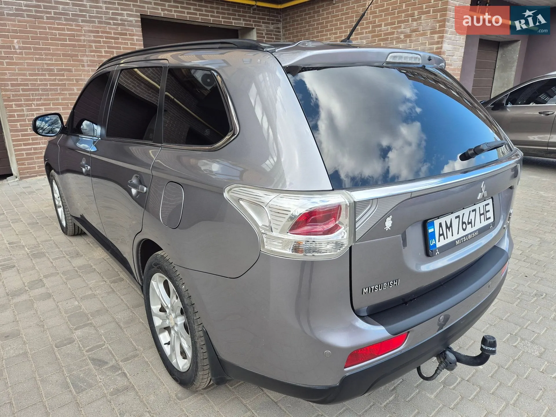 2012 Mitsubishi Outlander - мініатюра 10