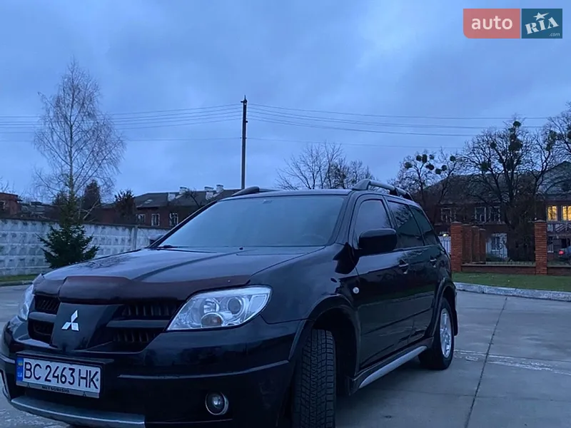 Mitsubishi Outlander