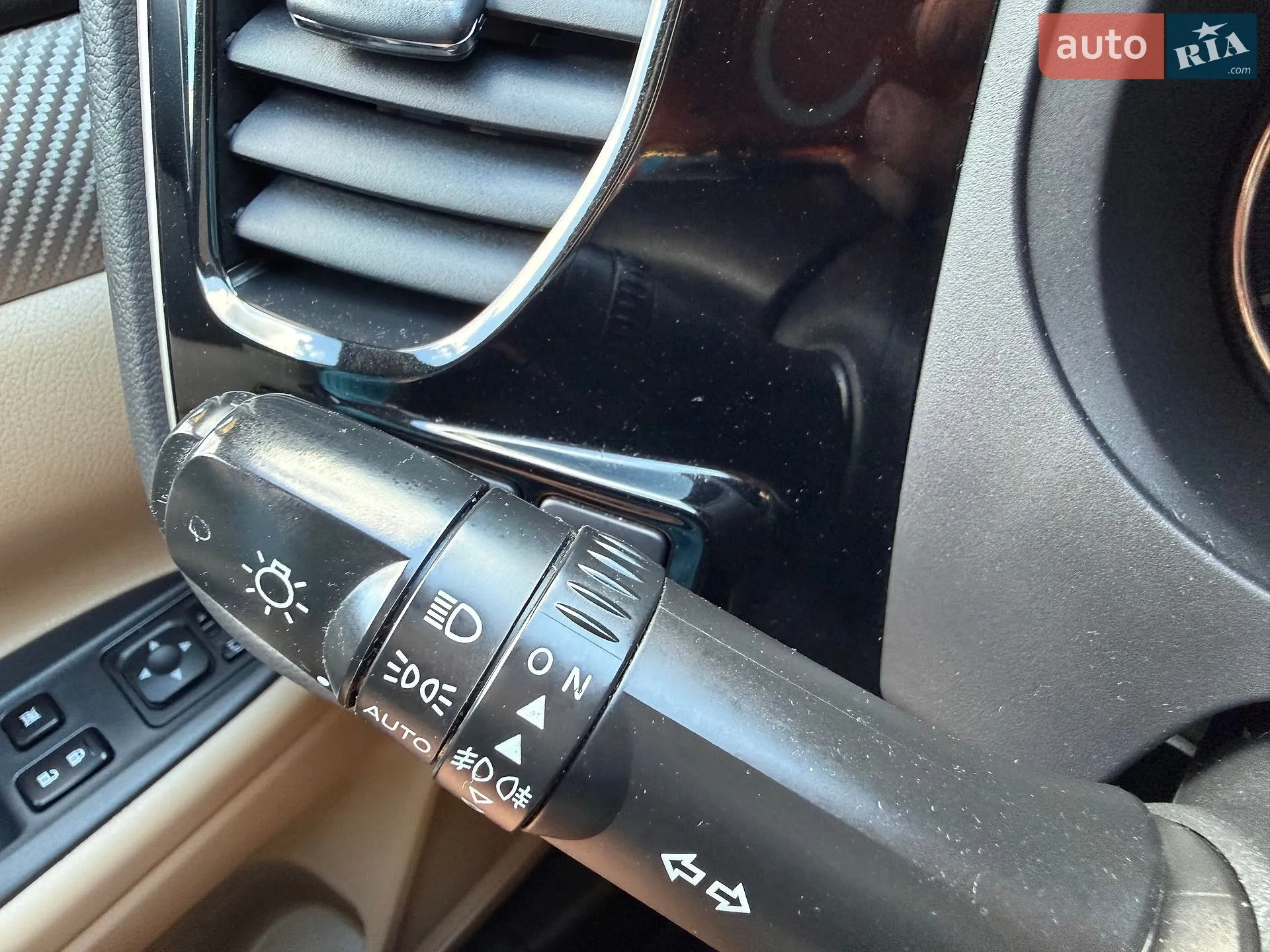 2013 Mitsubishi Outlander - мініатюра 107