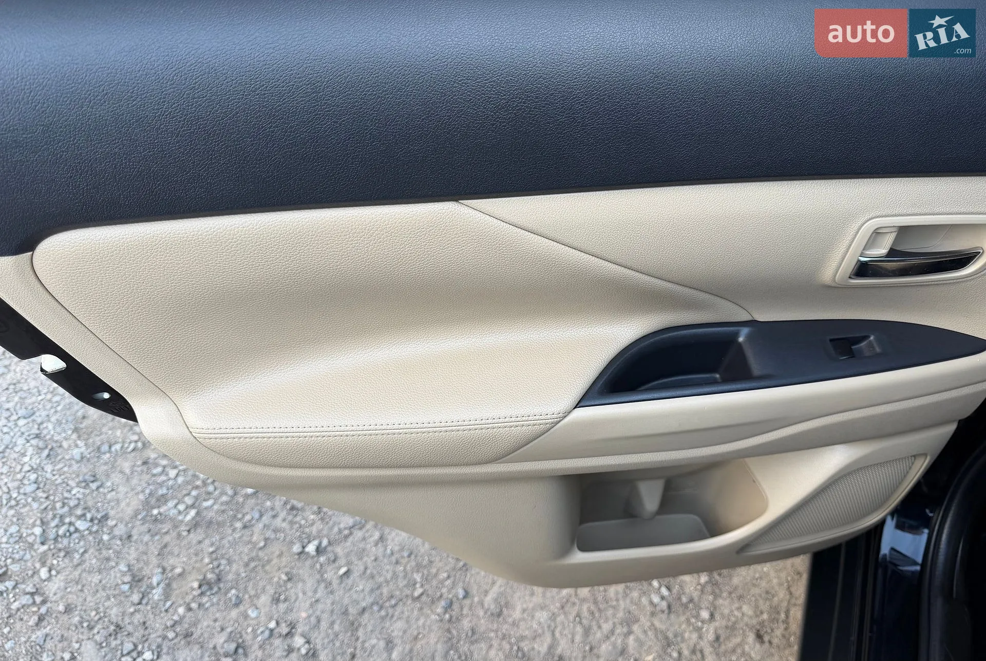 2013 Mitsubishi Outlander - мініатюра 135