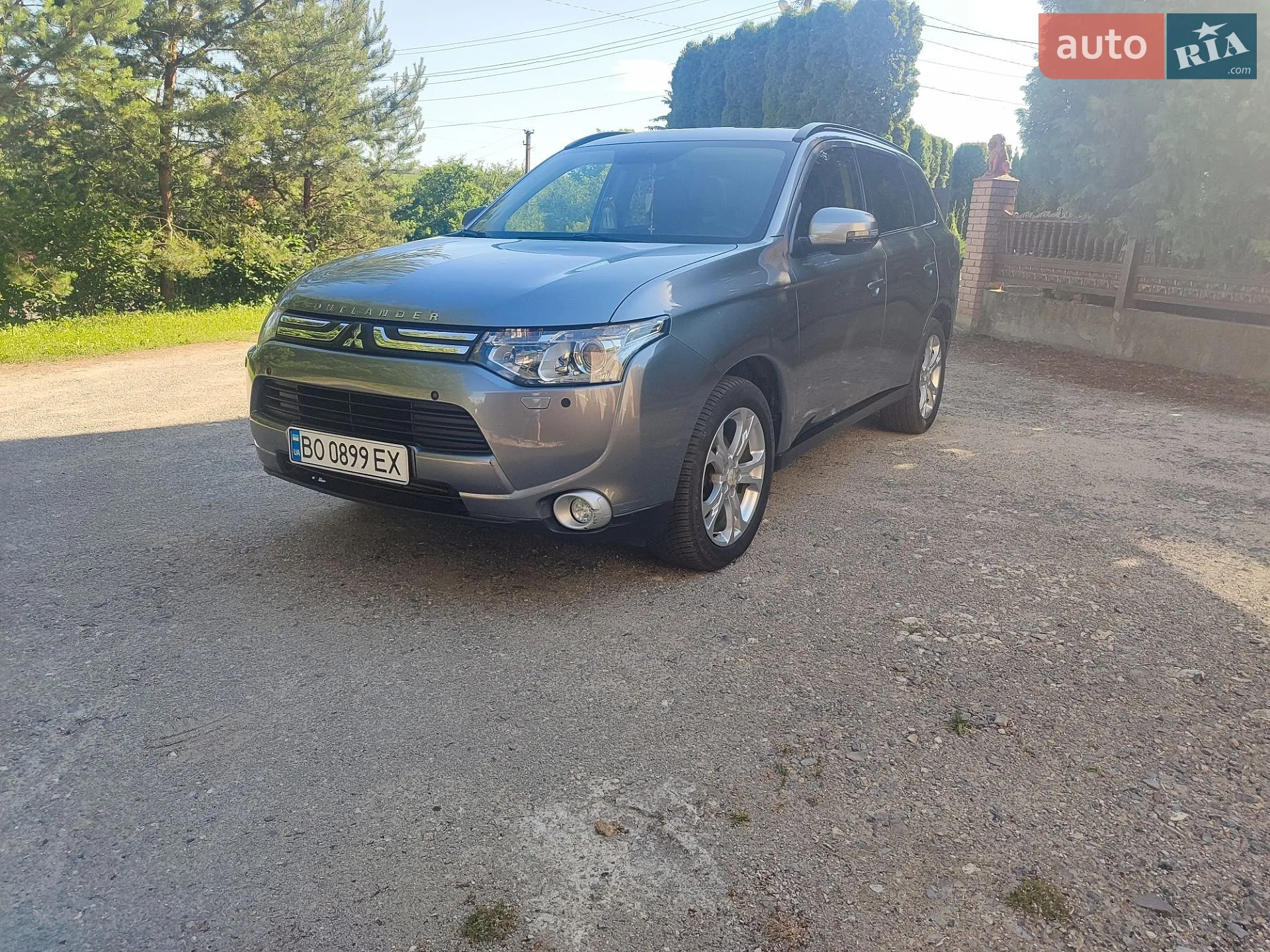 2012 Mitsubishi Outlander - фото 1