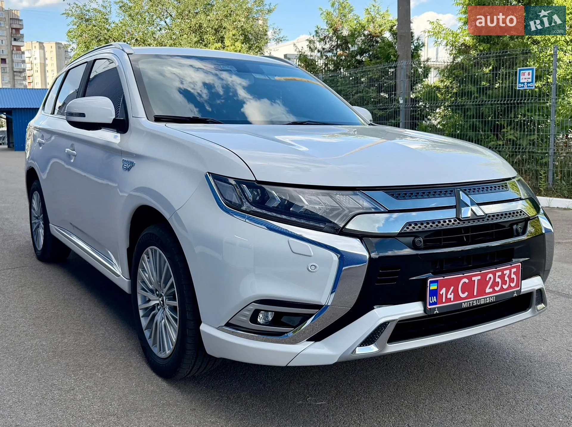 2019 Mitsubishi Outlander - мініатюра 11