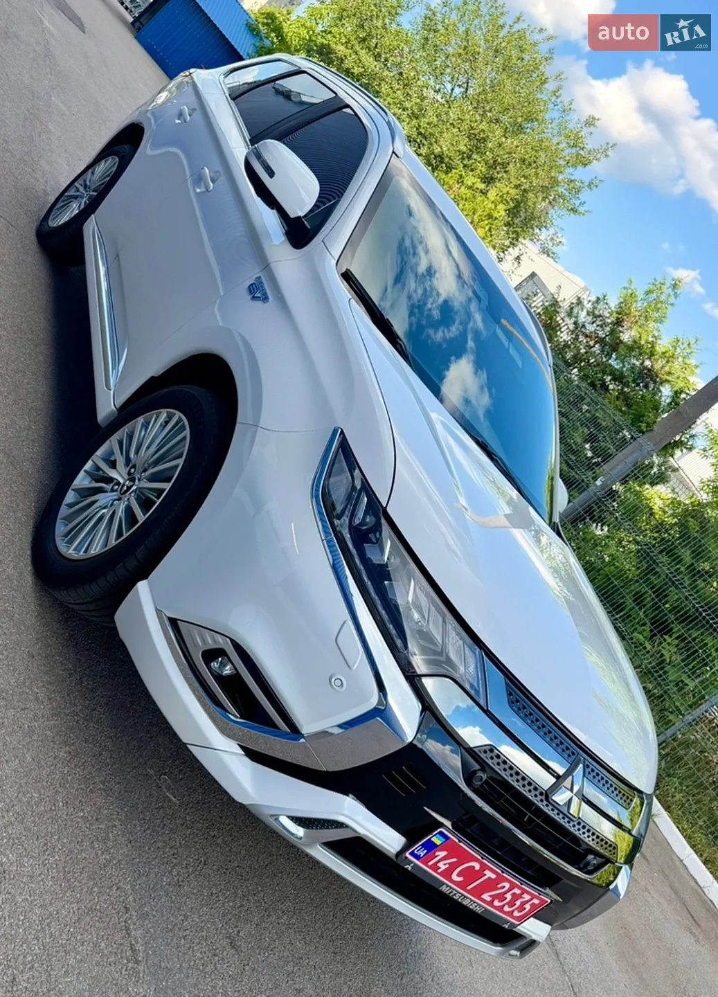 2019 Mitsubishi Outlander - мініатюра 16